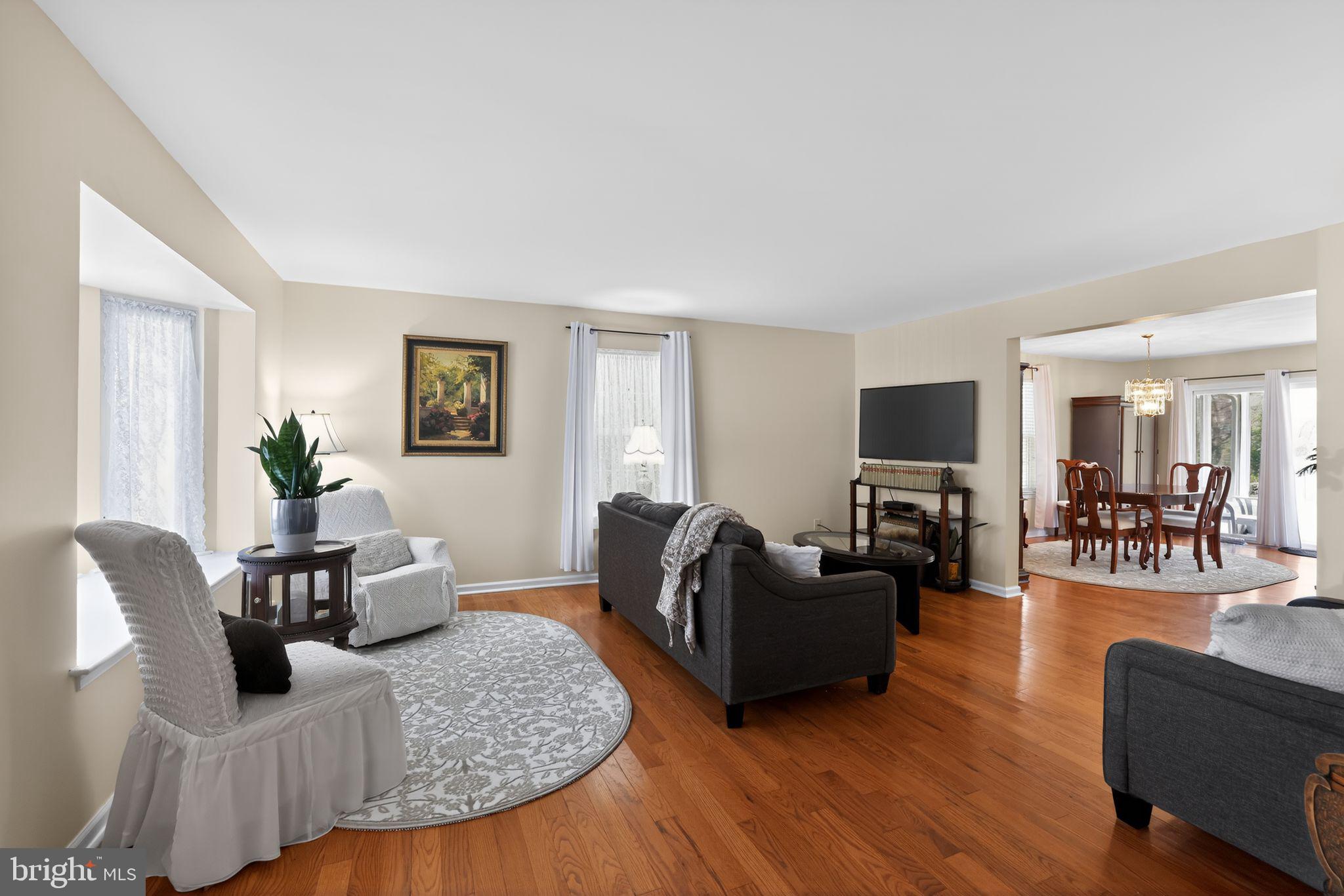 CAMBRIA VILLAGE - Residential