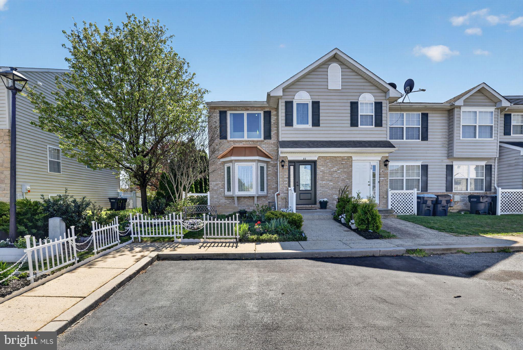 CAMBRIA VILLAGE - Residential