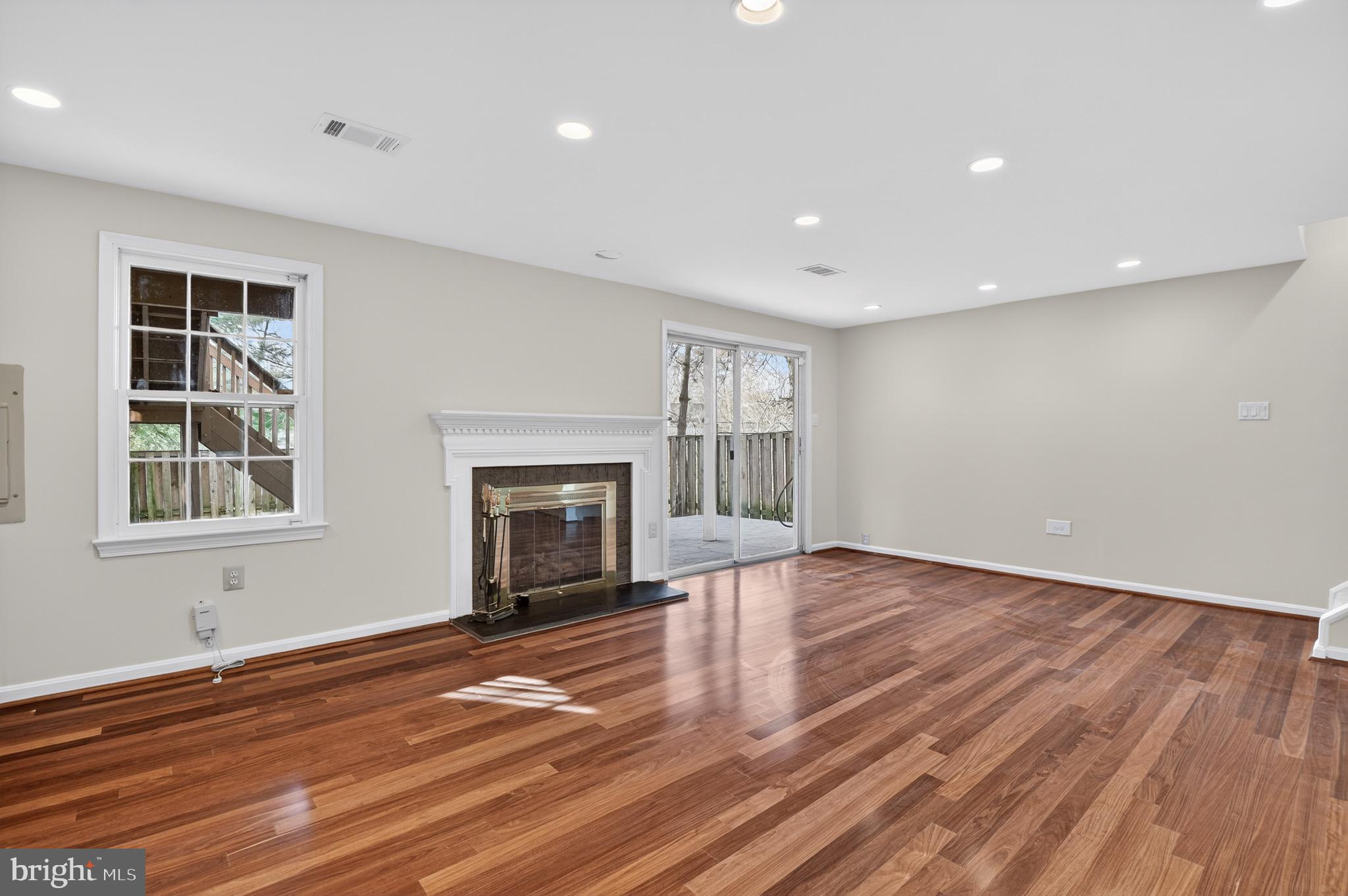 DEVONSHIRE - Residential