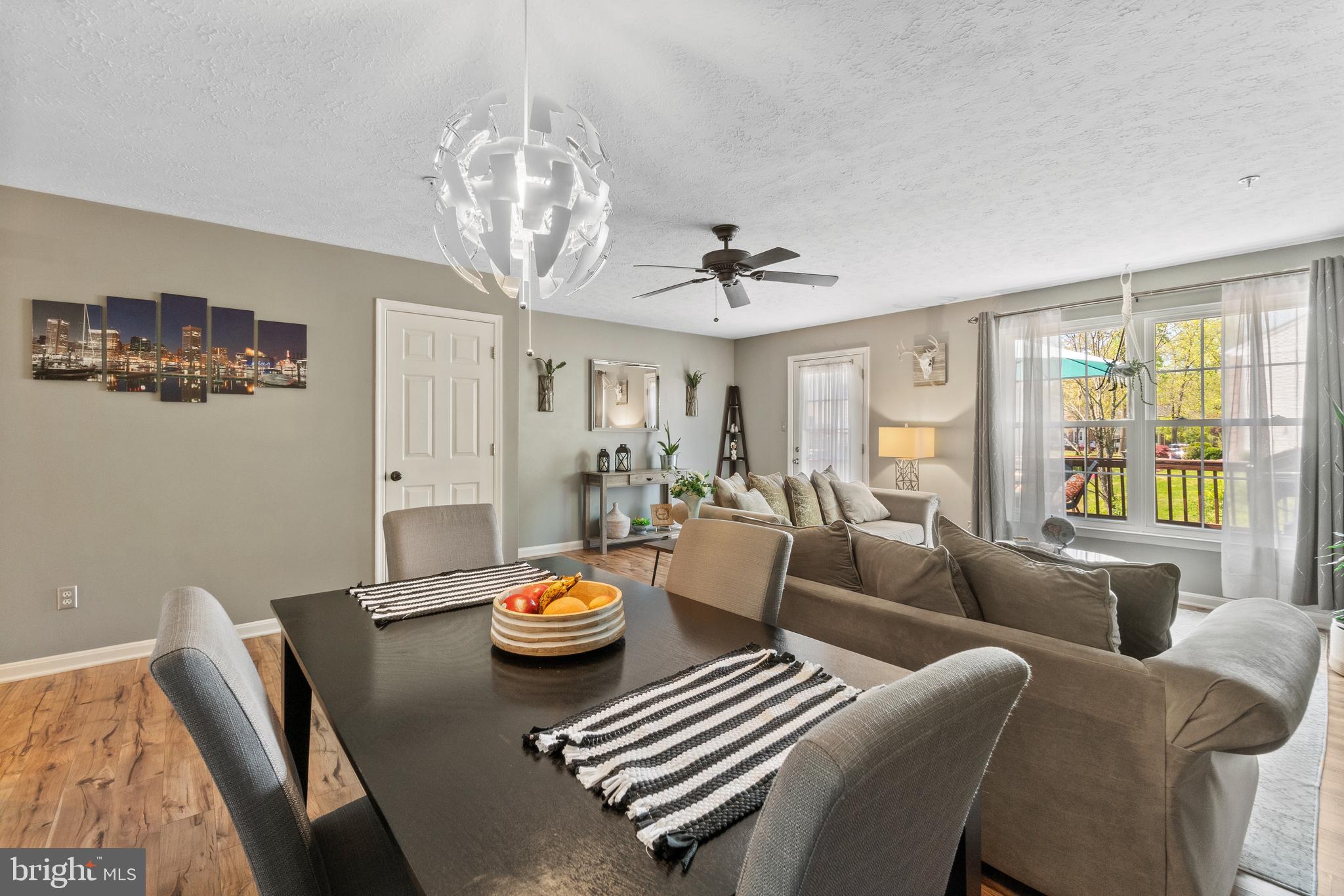 CONSTANT WOODS - Residential