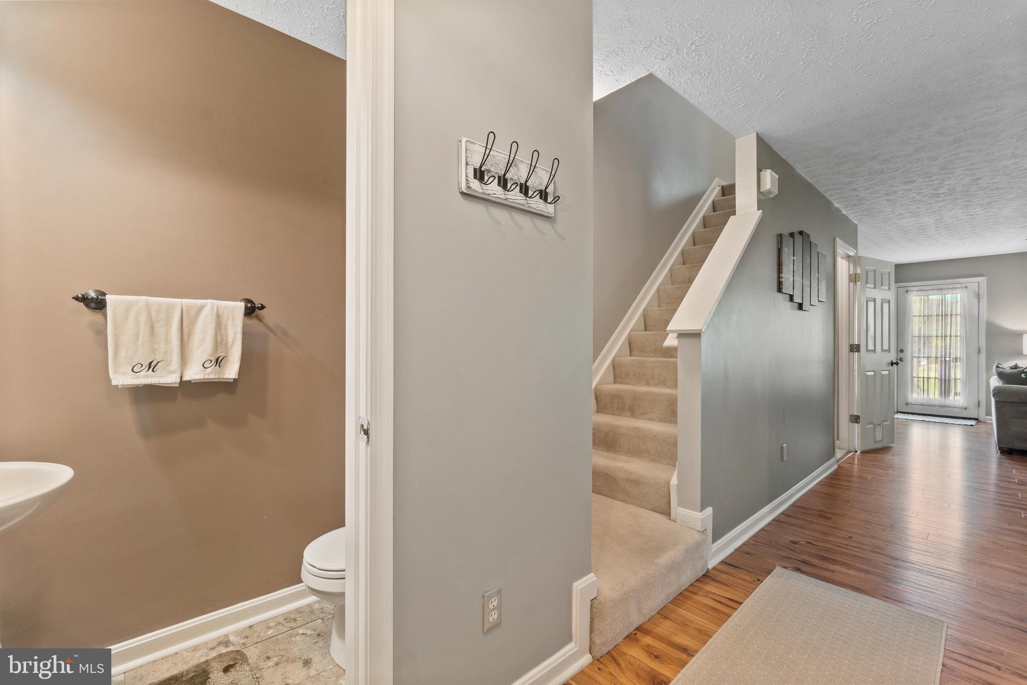 CONSTANT WOODS - Residential