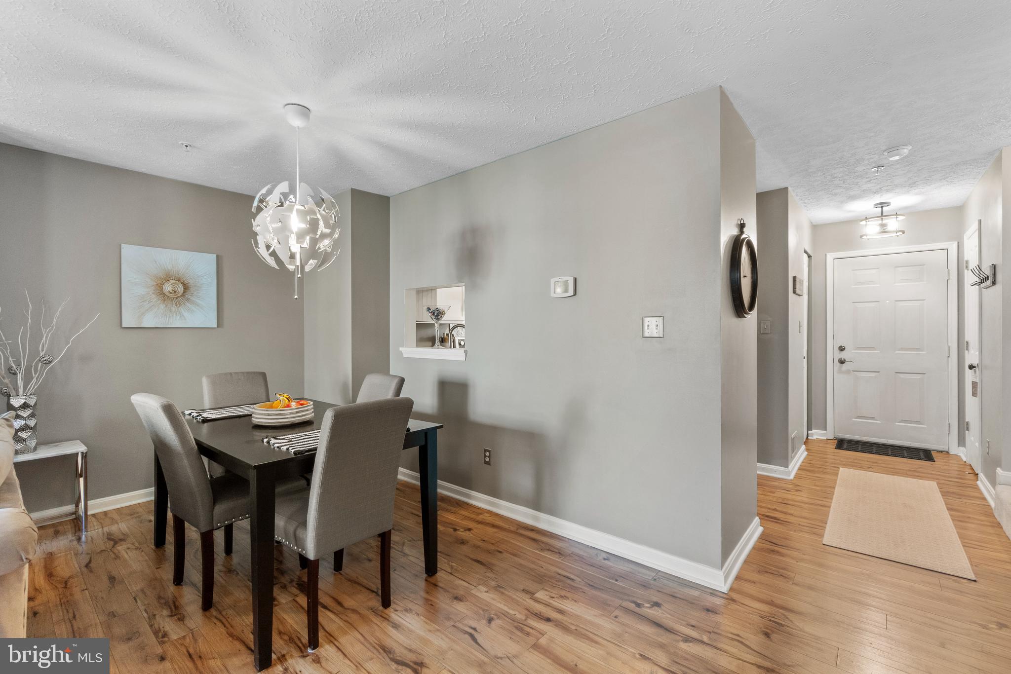 CONSTANT WOODS - Residential