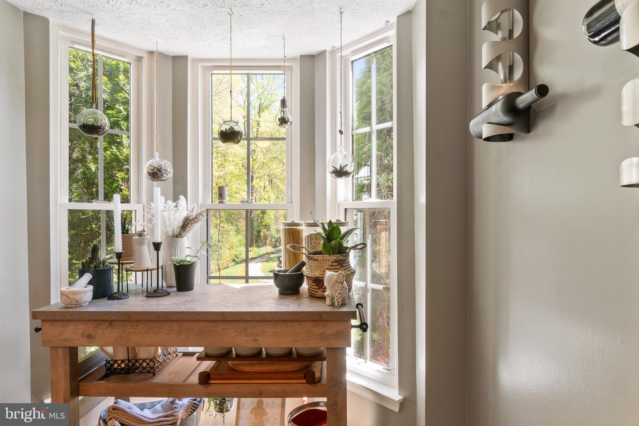 CONSTANT WOODS - Residential