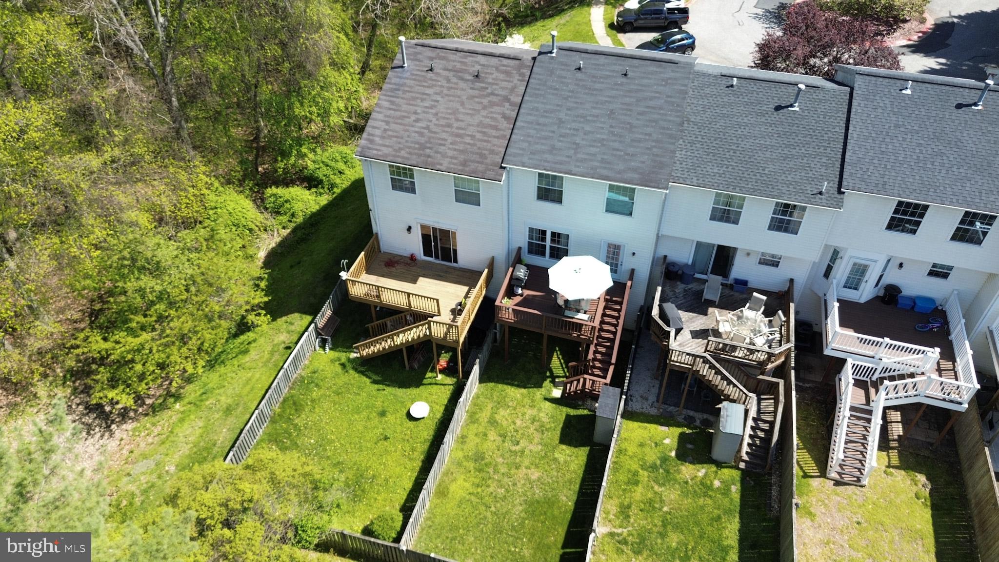 CONSTANT WOODS - Residential