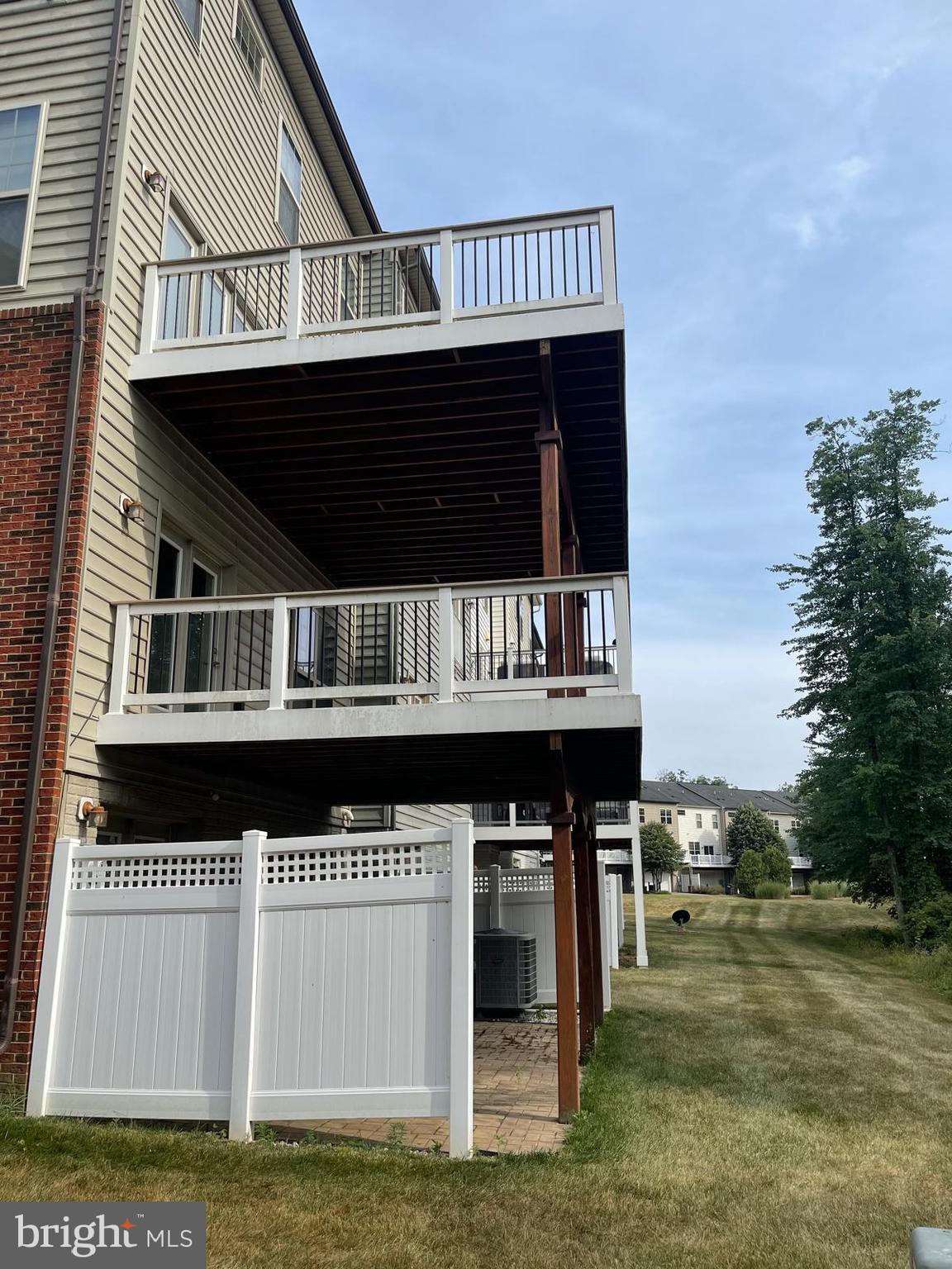 STATION VIEW - Residential Lease