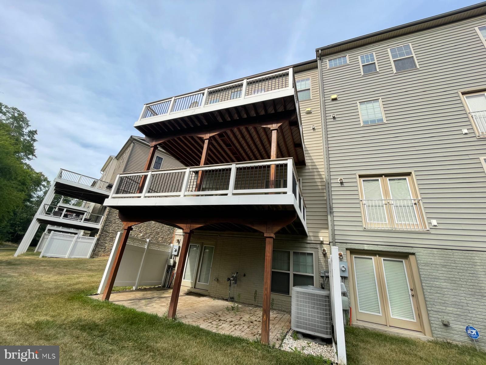 STATION VIEW - Residential Lease