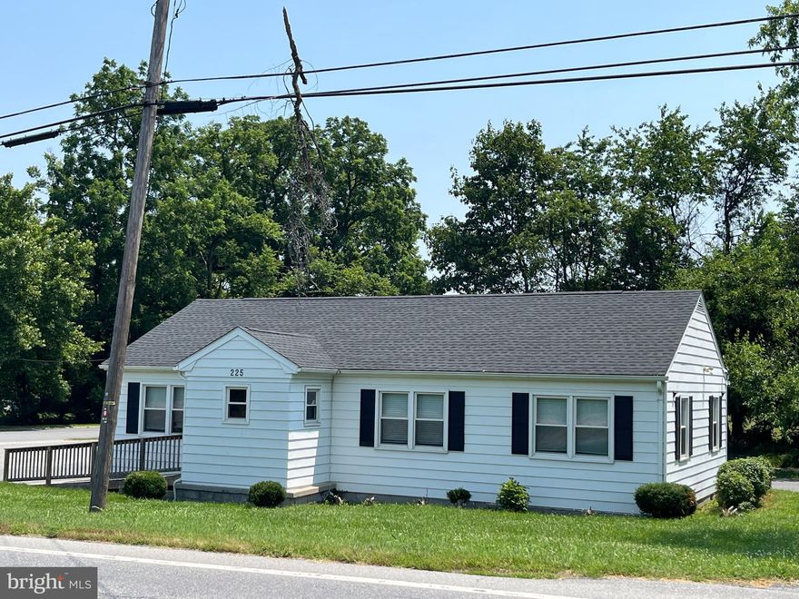 Just Reduced!!!!!
Prime Office Space with Parking & ADA Compliance
Located in a high-traffic area, this well-maintained commercial property offers just over 1,100 square feet of versatile office space — ideal for a medical practice, salon, professional services, or other service-based businesses. With excellent visibility, ADA-compliant features, and 8–10 dedicated parking spaces, this property delivers both accessibility and convenience.