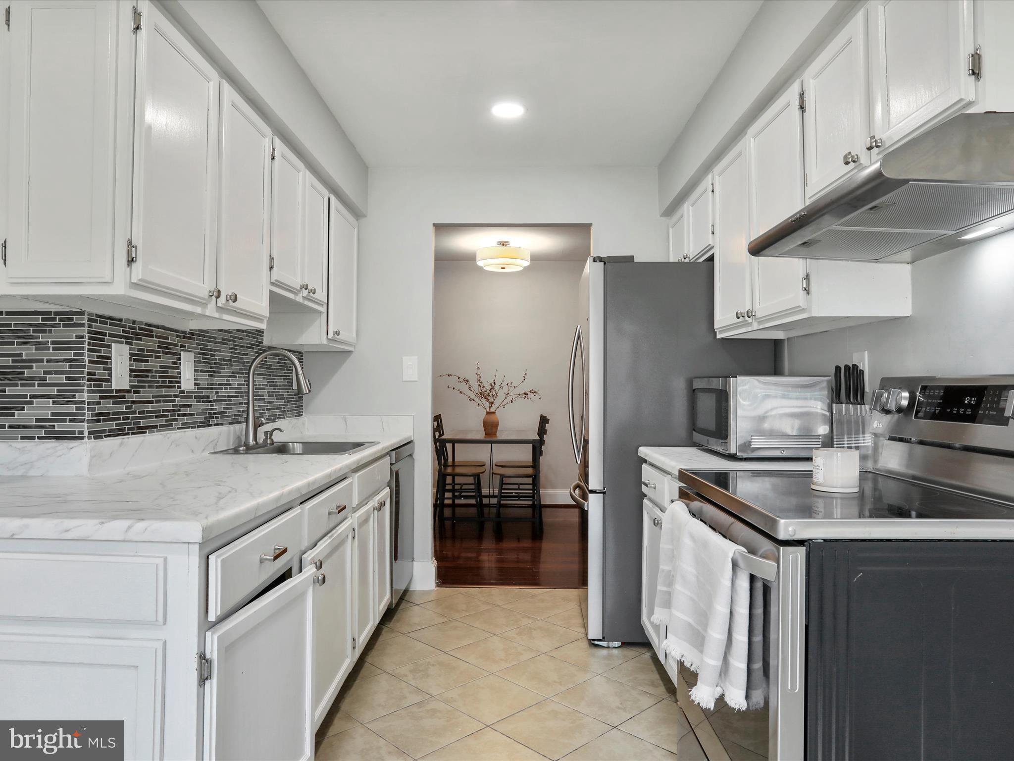 GREENFIELDS - Residential