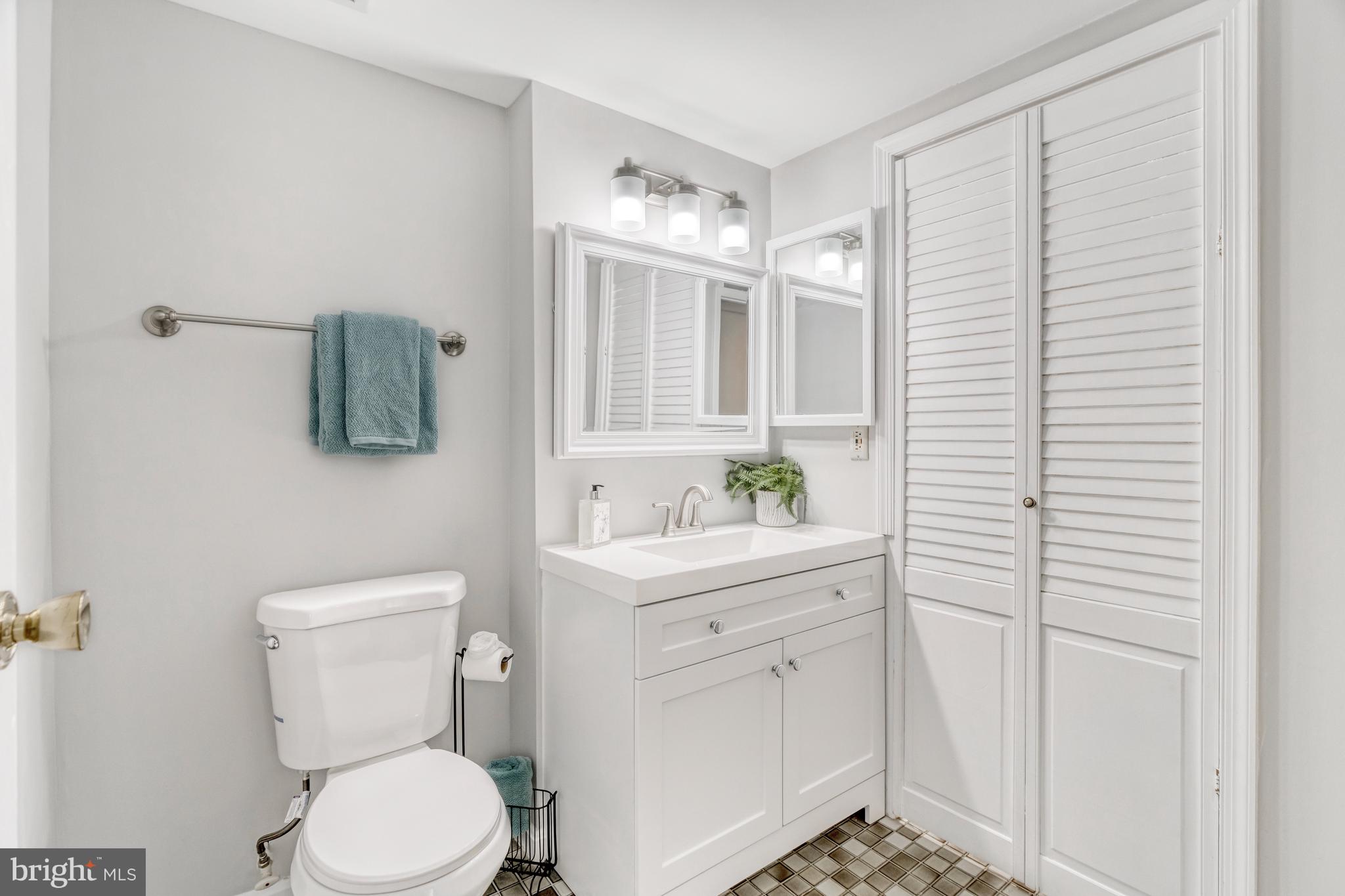 BURKE CENTRE - Residential