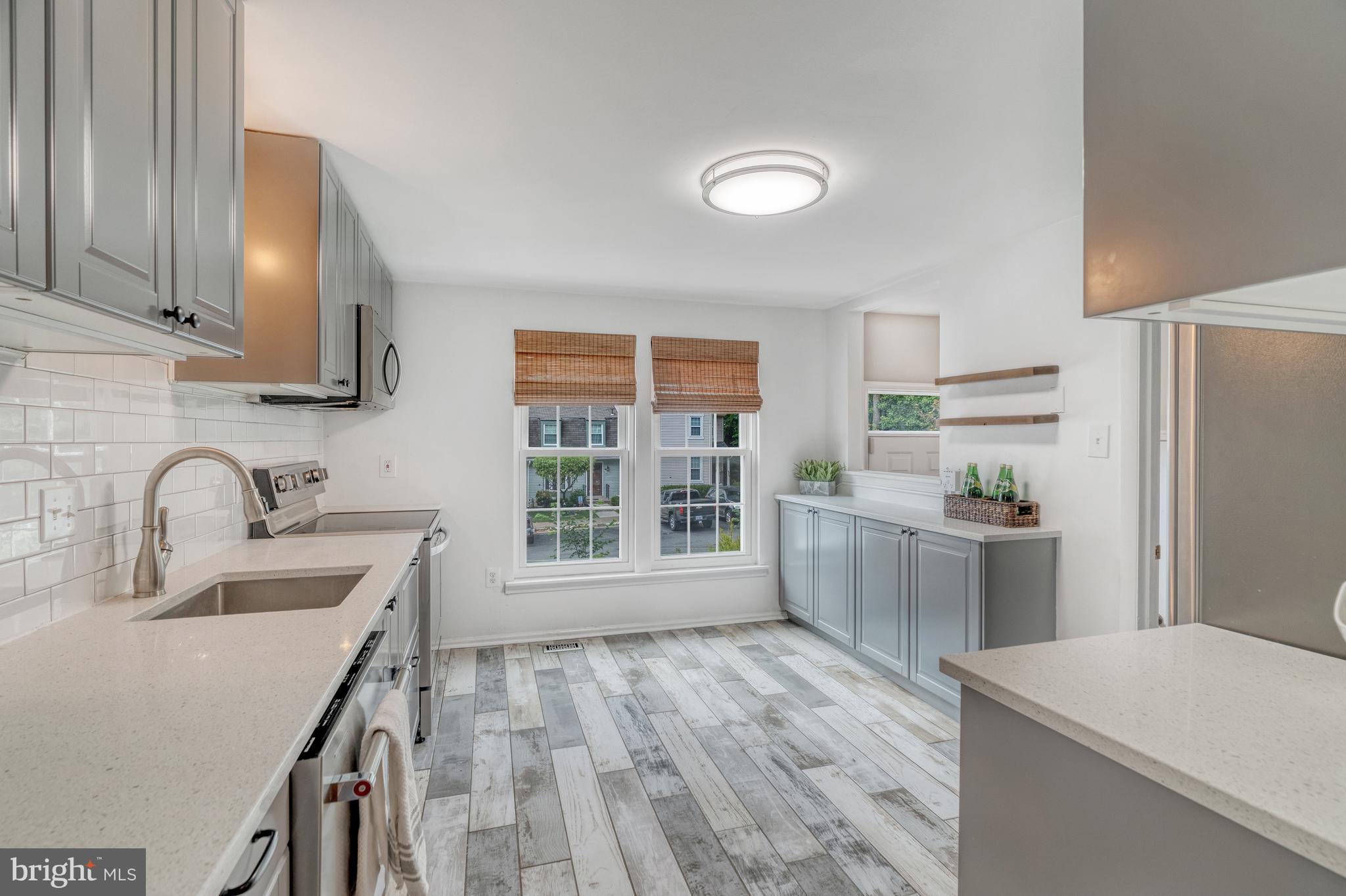 BURKE CENTRE - Residential