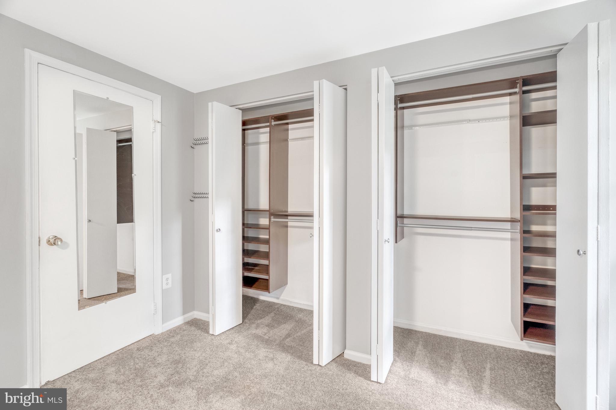 BURKE CENTRE - Residential