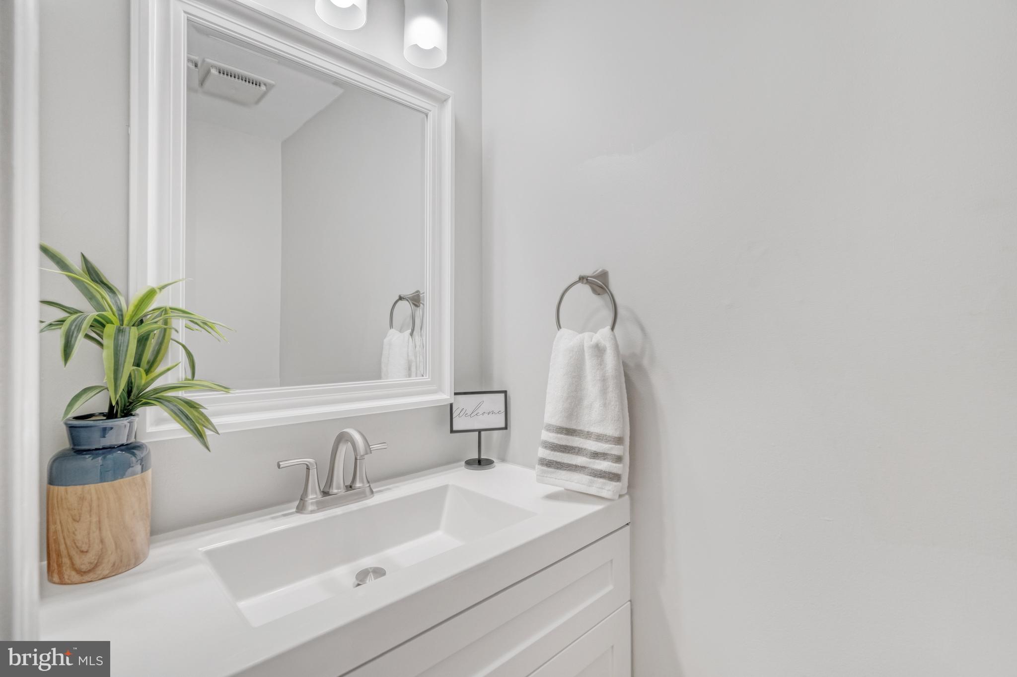 BURKE CENTRE - Residential