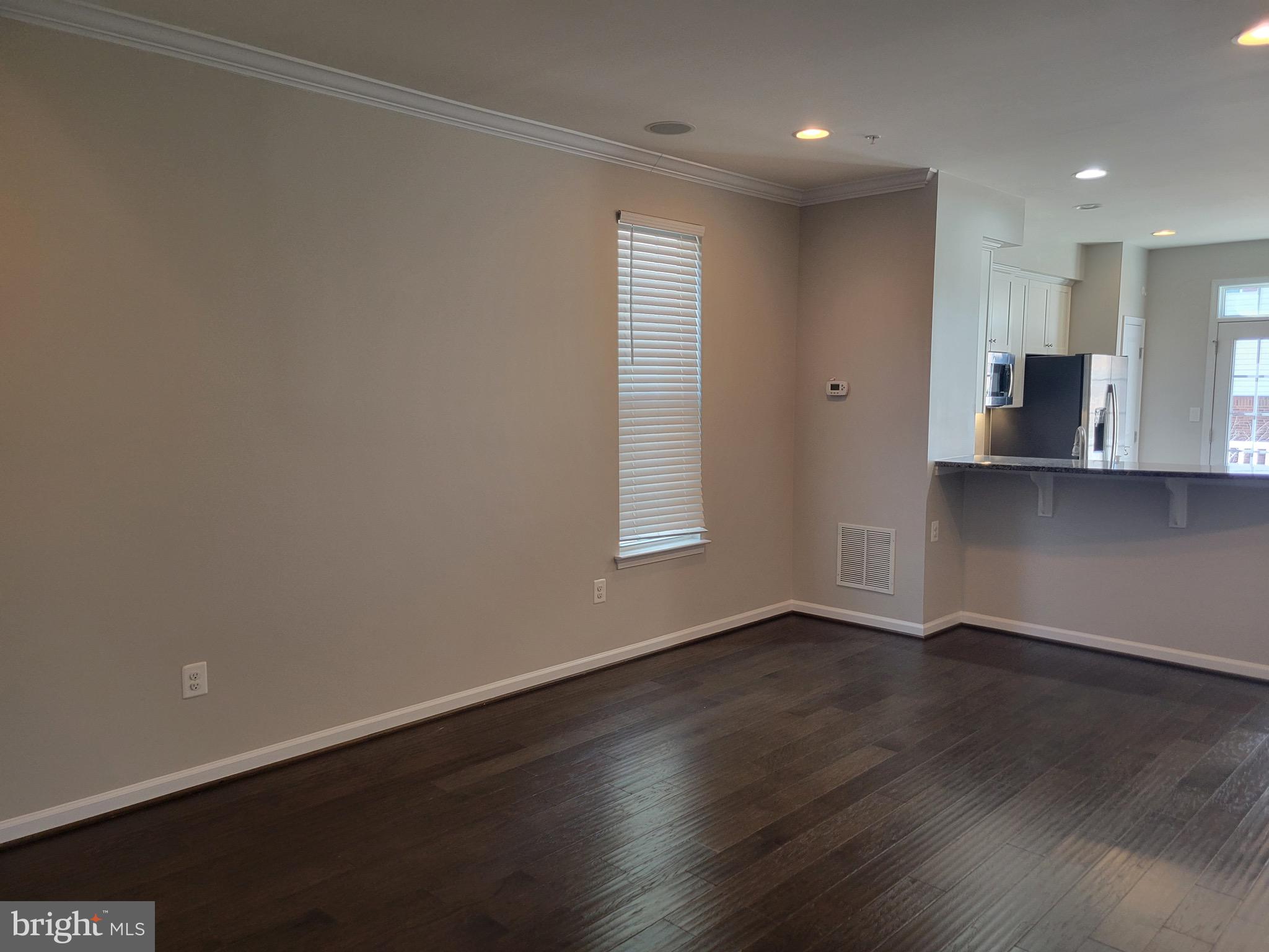 ELKRIDGE CROSSING - Residential Lease