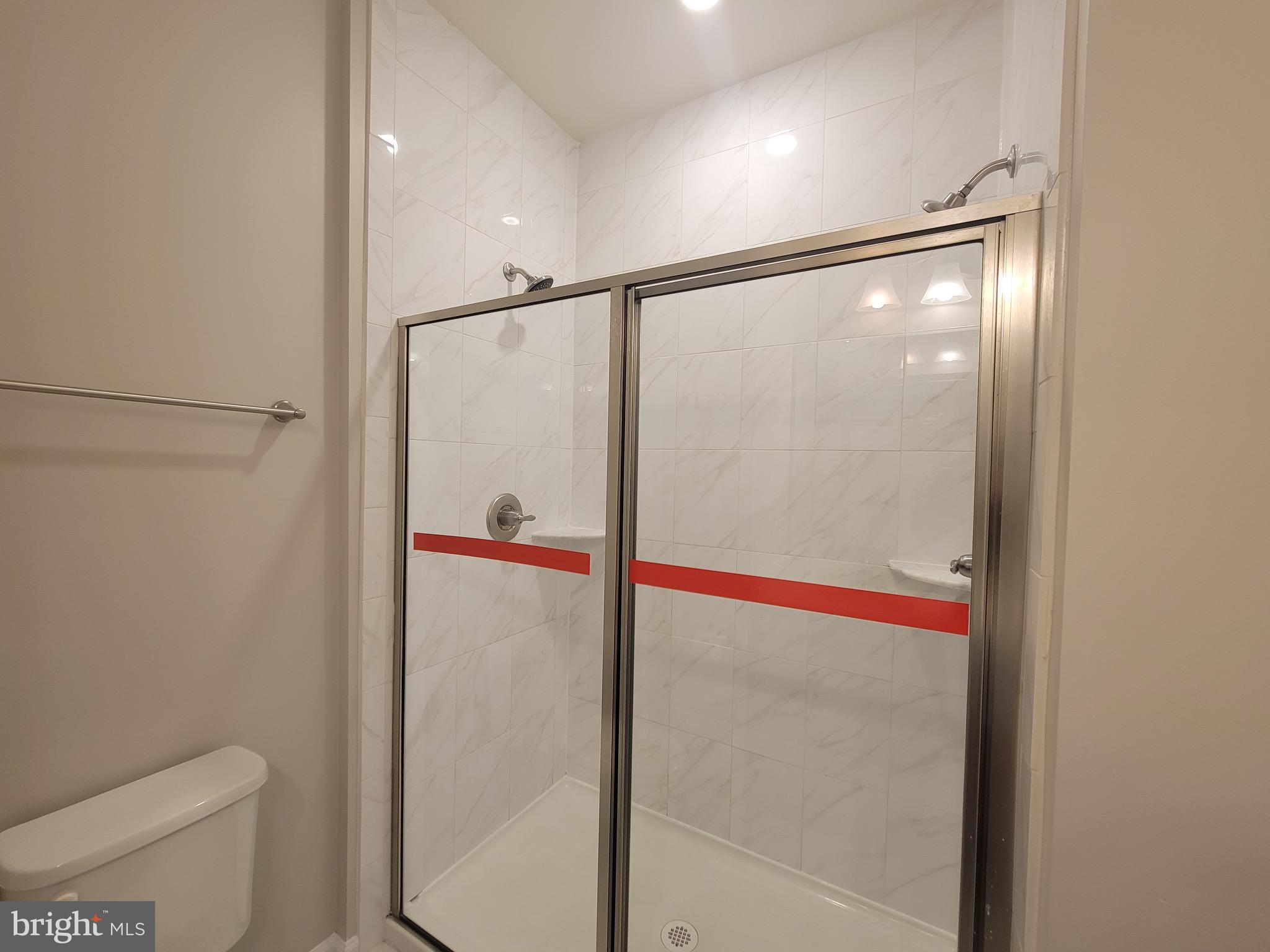 ELKRIDGE CROSSING - Residential Lease