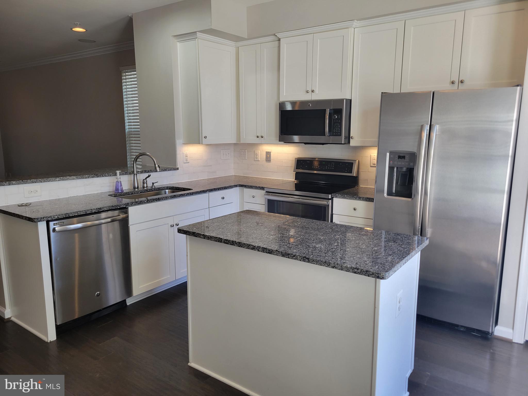 ELKRIDGE CROSSING - Residential Lease