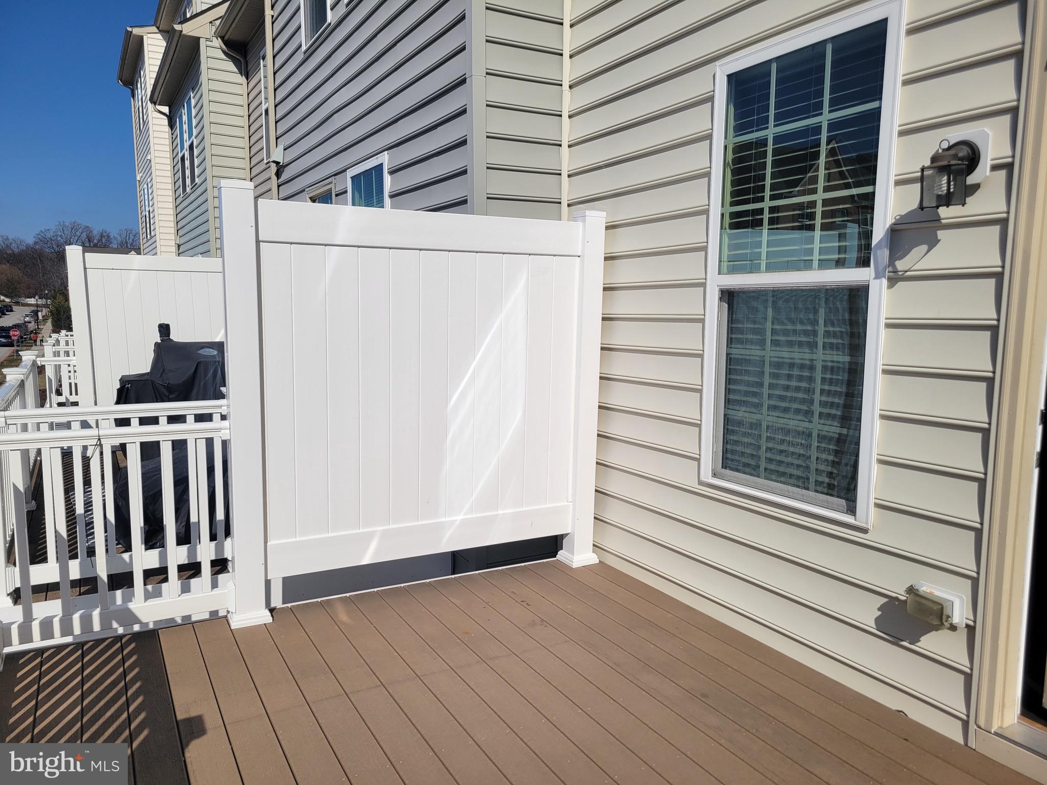 ELKRIDGE CROSSING - Residential Lease