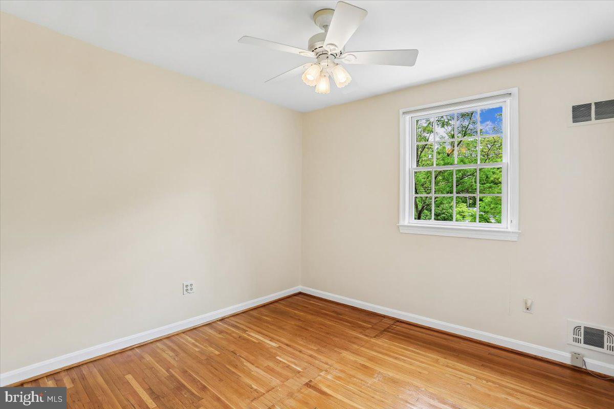 LYBROOK - Residential