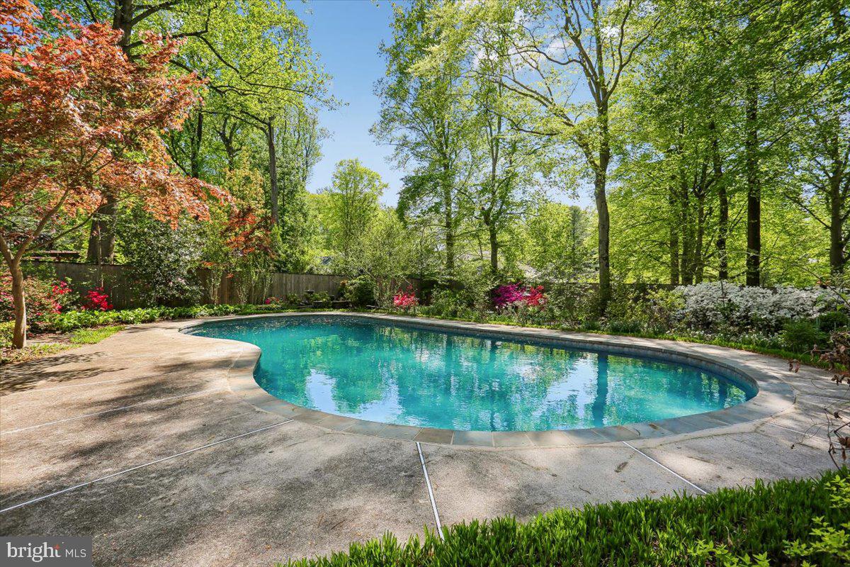 LYBROOK - Residential
