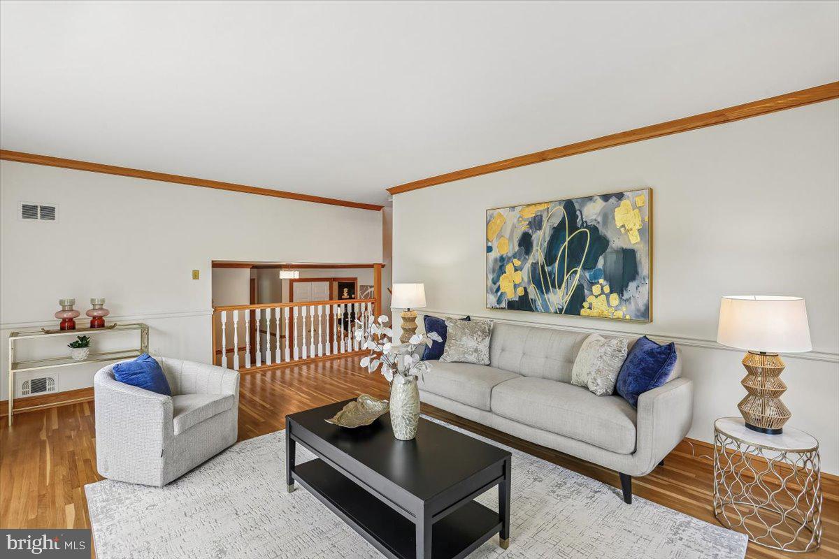 LYBROOK - Residential
