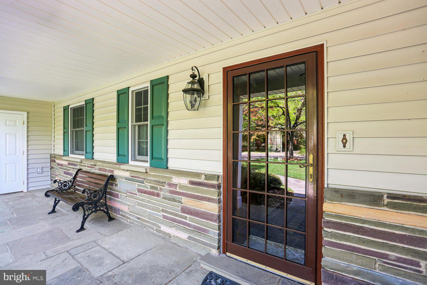 LYBROOK - Residential