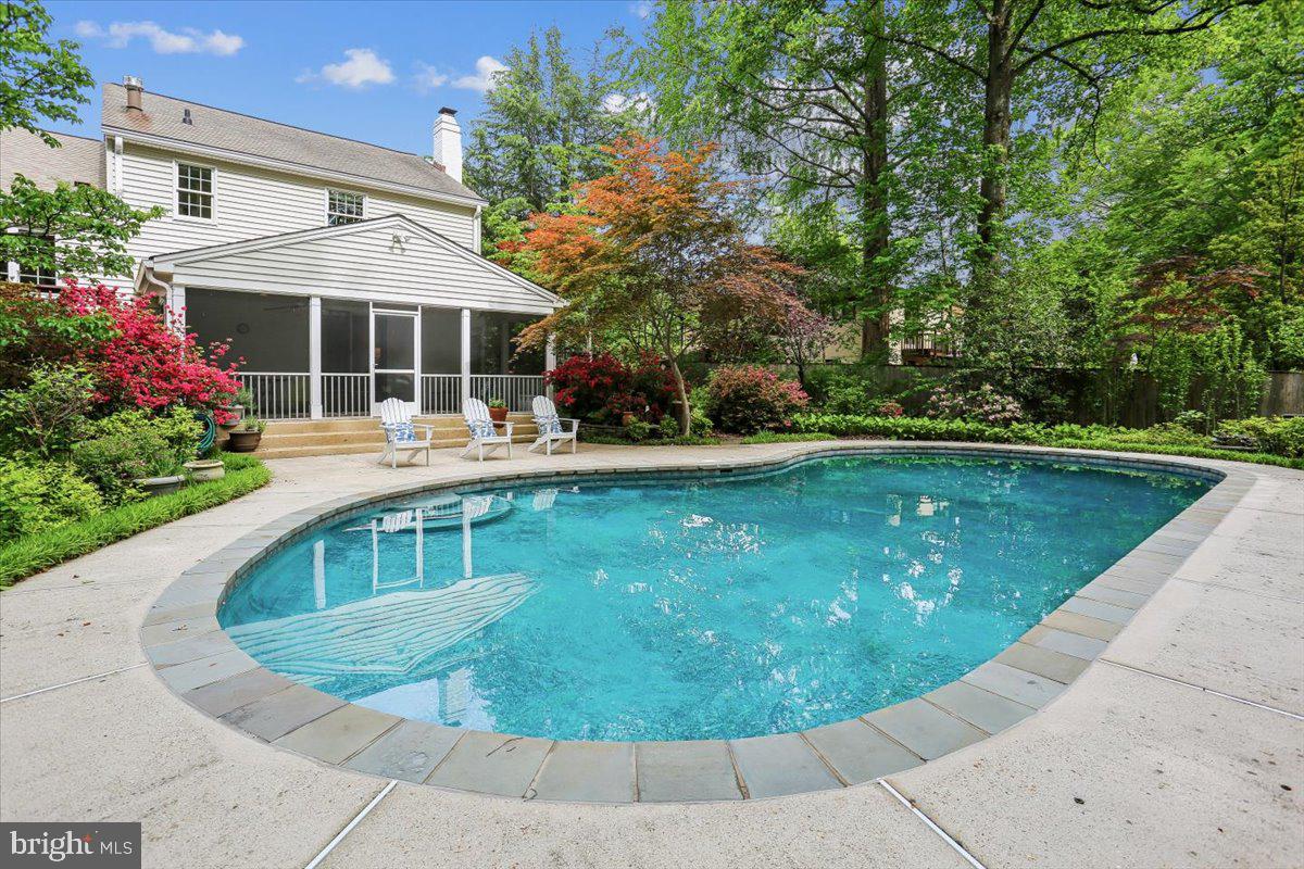 LYBROOK - Residential