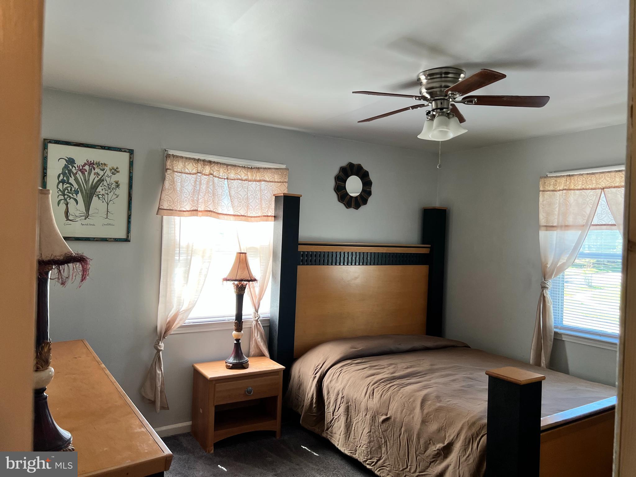 TEMPLE HILLS - Residential