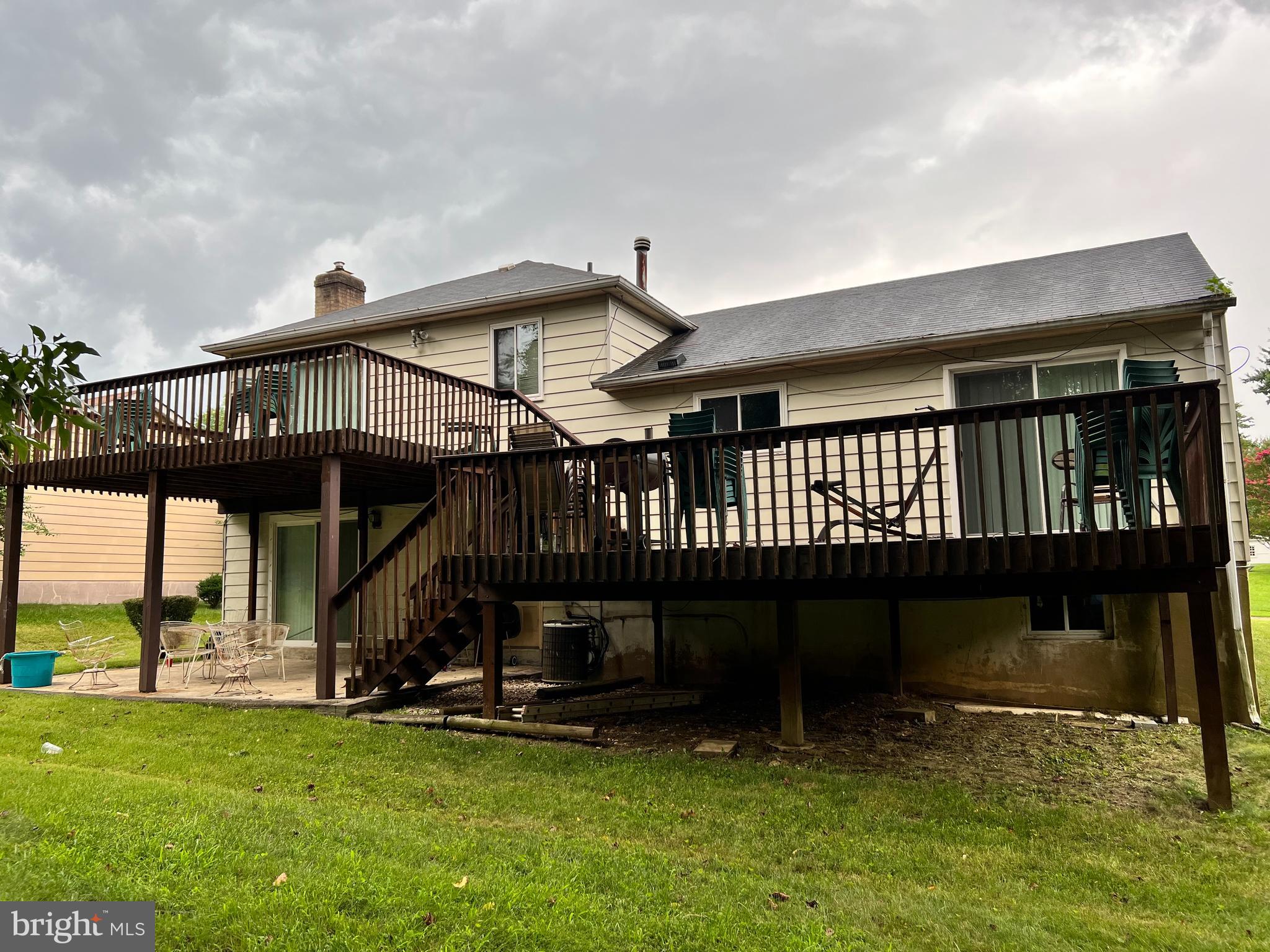 TEMPLE HILLS - Residential