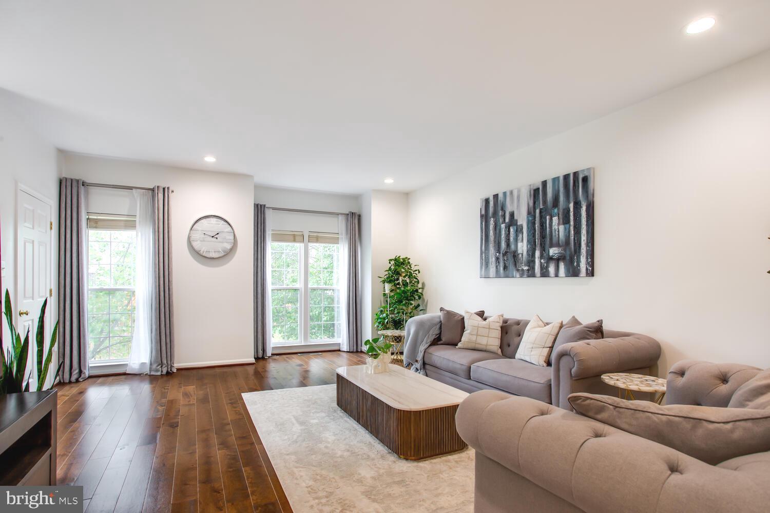 21901 GOLDEN SPIKE TERRACE