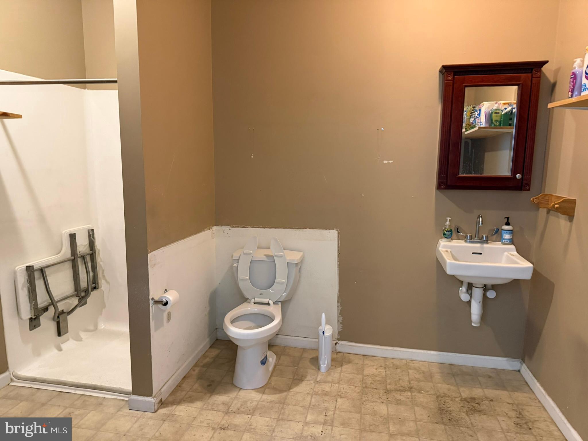 AMBLER - Commercial Lease