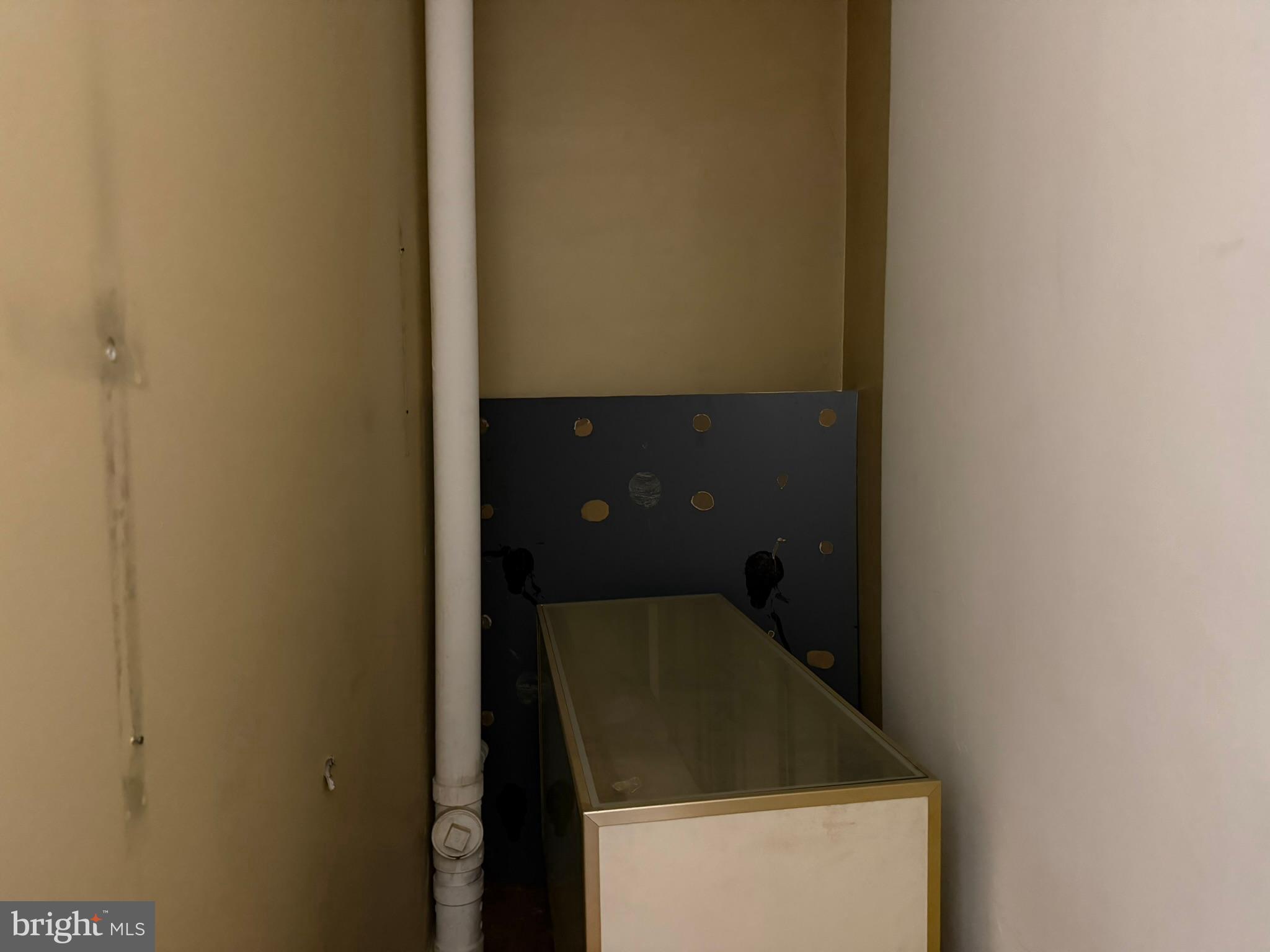 AMBLER - Commercial Lease