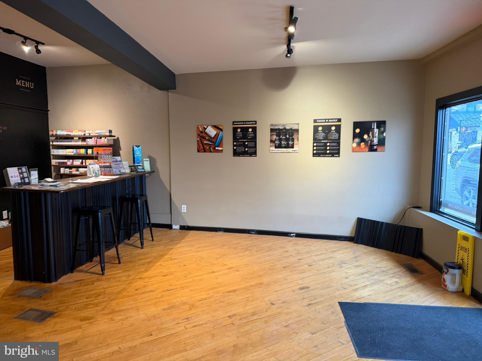 AMBLER - Commercial Lease