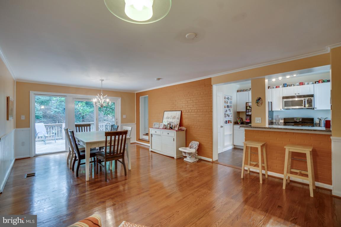 KENSINGTON ESTATES - Residential Lease