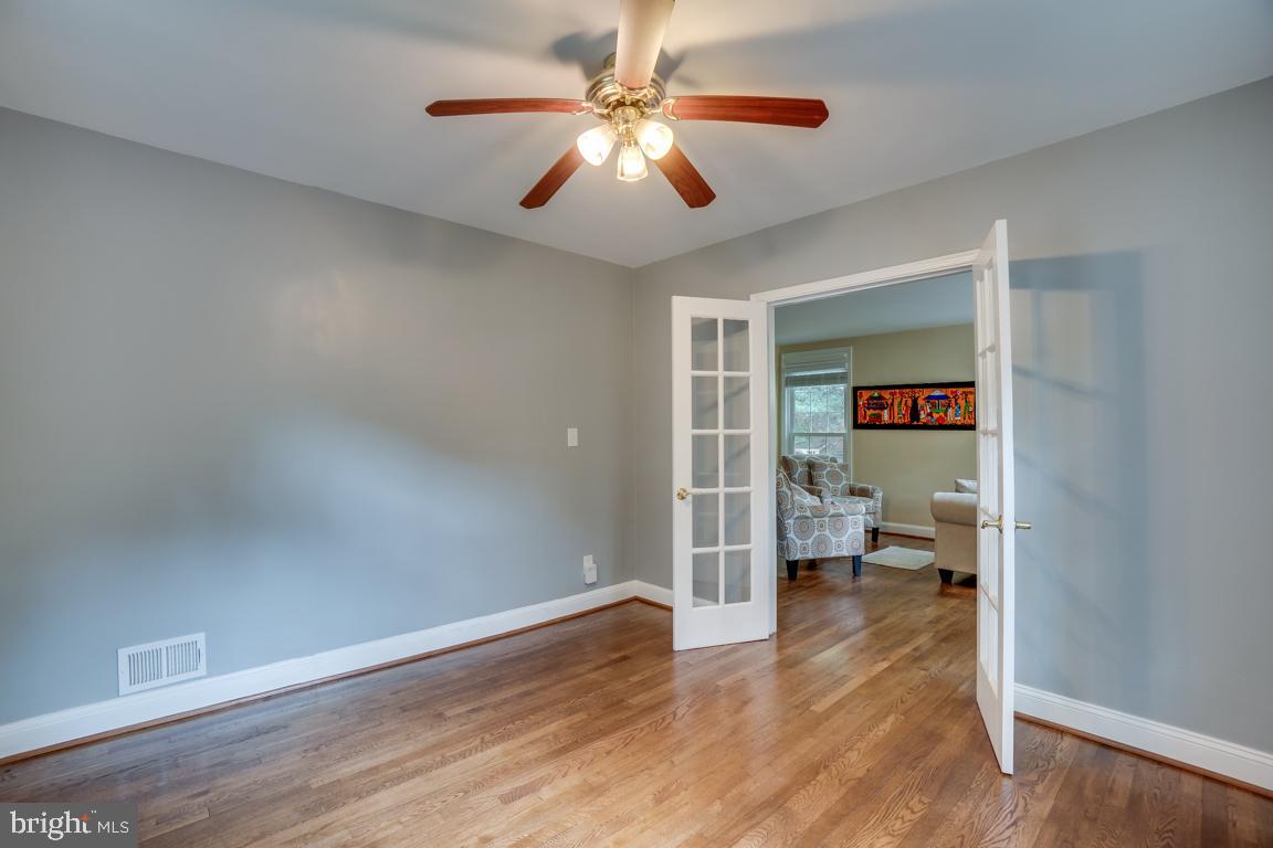 KENSINGTON ESTATES - Residential Lease