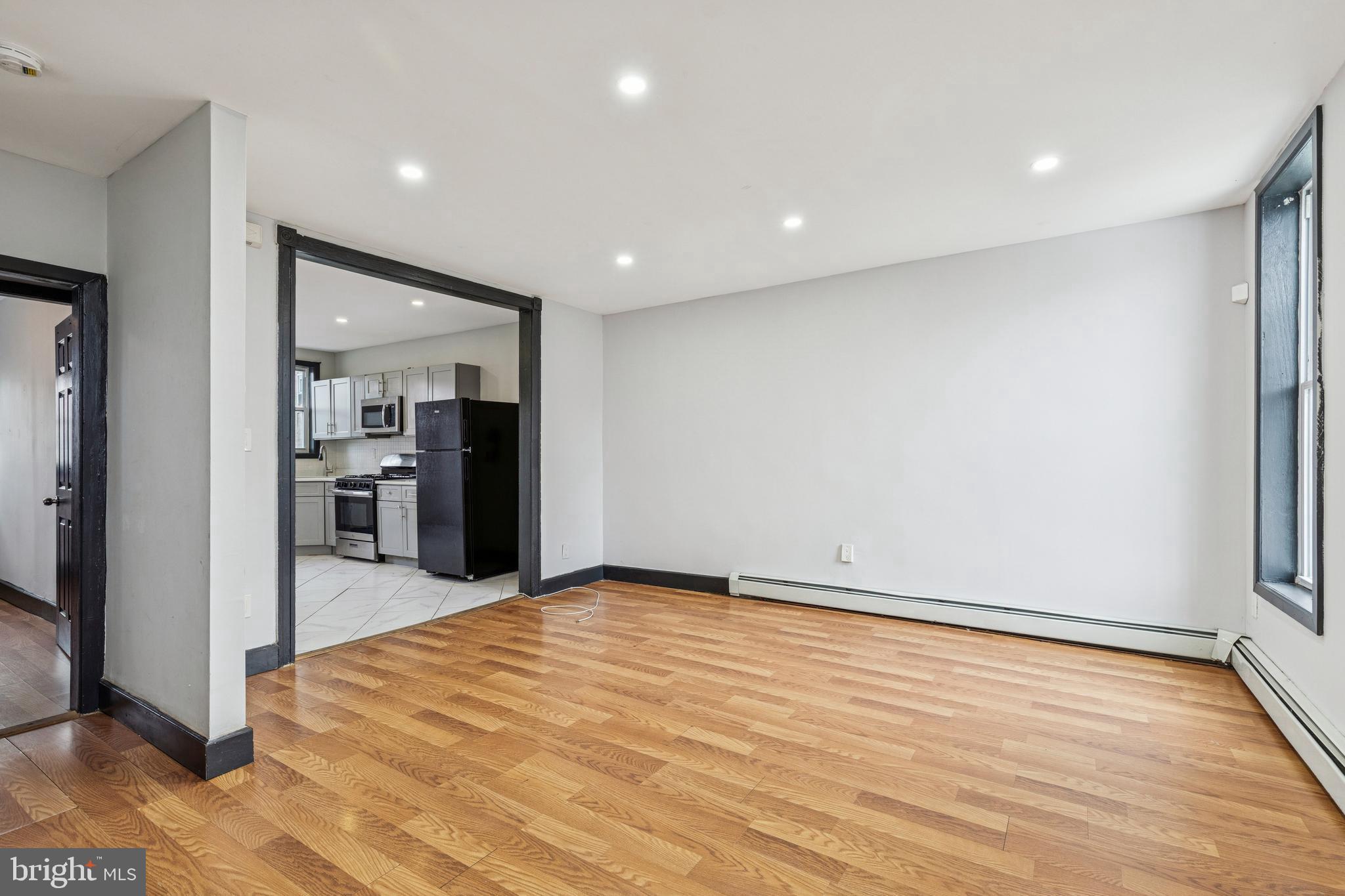 BALTIMORE HIGHLANDS - Residential