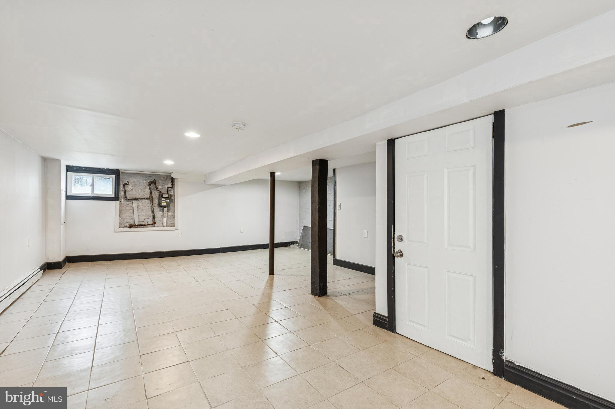 BALTIMORE HIGHLANDS - Residential