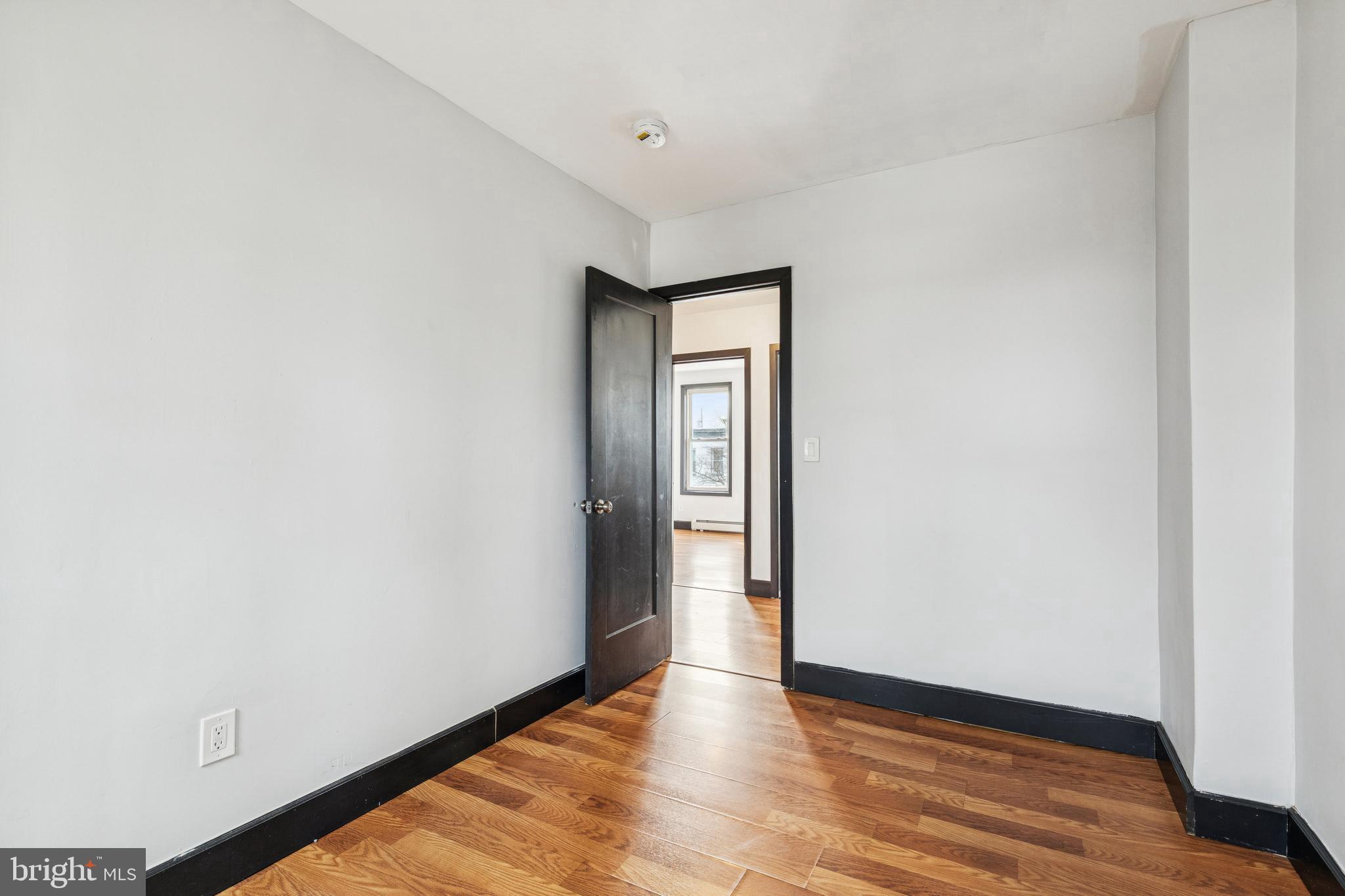 BALTIMORE HIGHLANDS - Residential