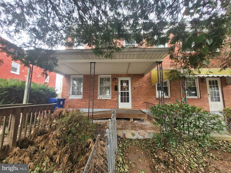 Here's an opportunity that will garner attention: An end of group all brick townhome in Central Park Heights with 3 bedrooms and a finished basement. This one stands solid and spacious for your next home or addition to a rental portfolio. Traditional layout throughout with a big shady tree in the front yard that offers privacy and it really doesn't need much to be someone's happy home again. Check the pricing in the area, you better hurry up !