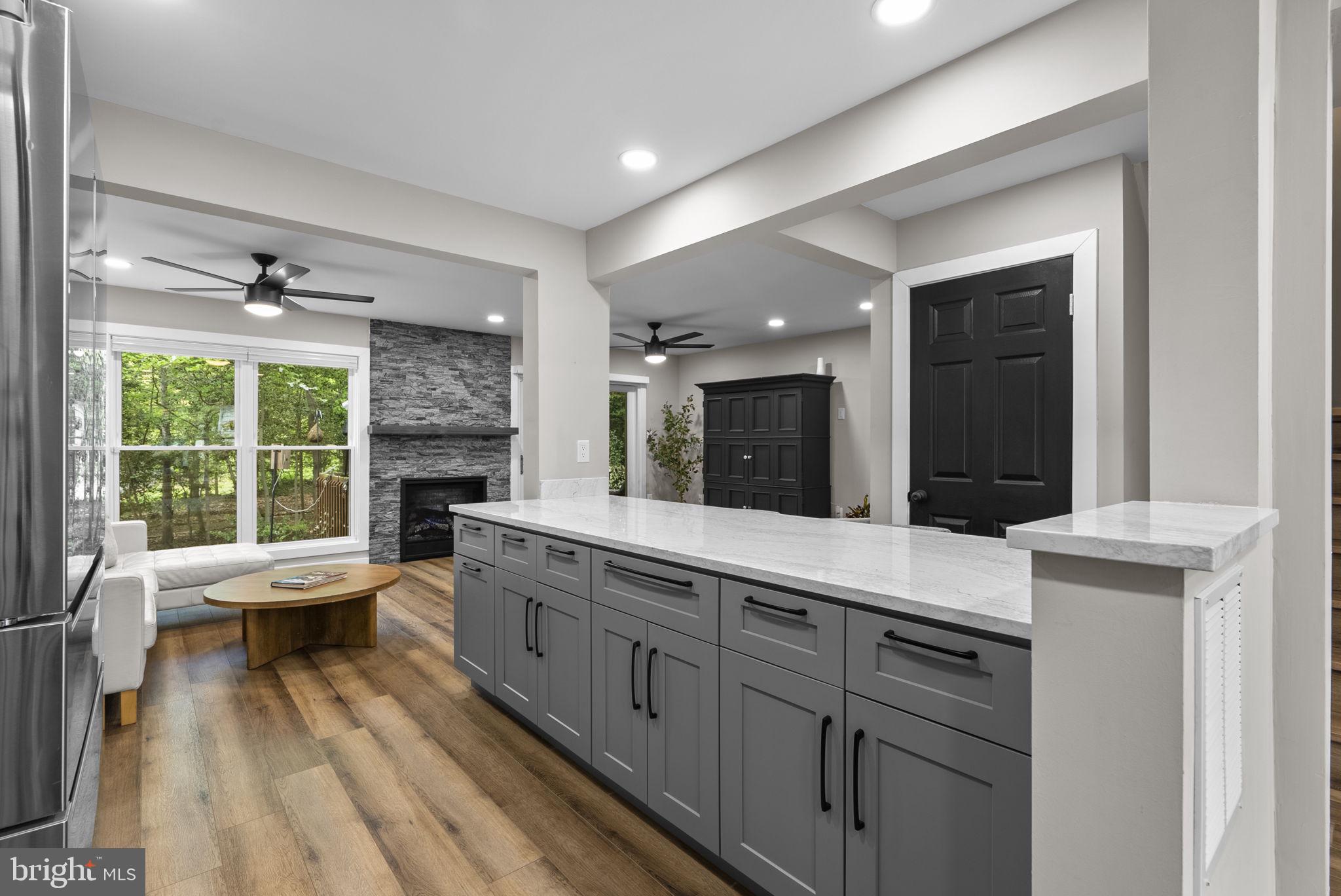 RIVA TRACE - Residential