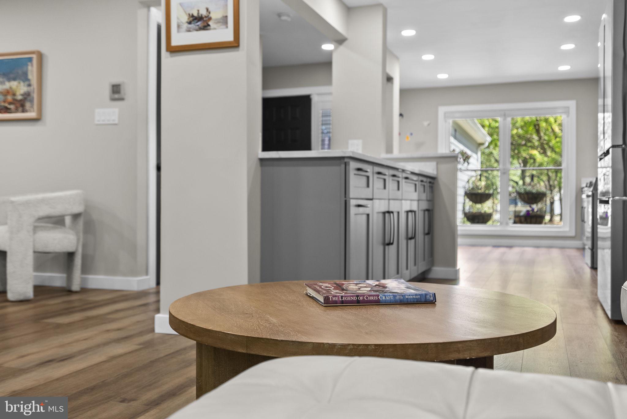 RIVA TRACE - Residential