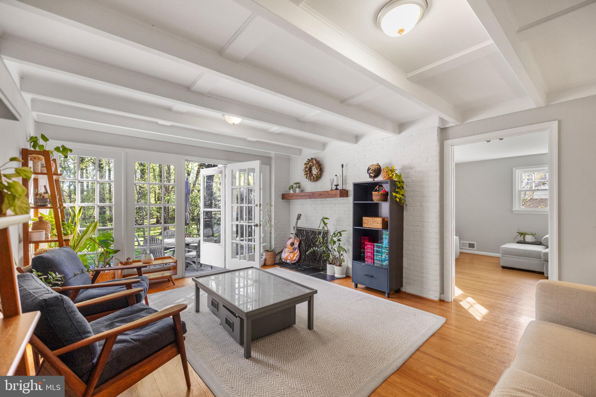 CHARRED OAK ESTATES - Residential