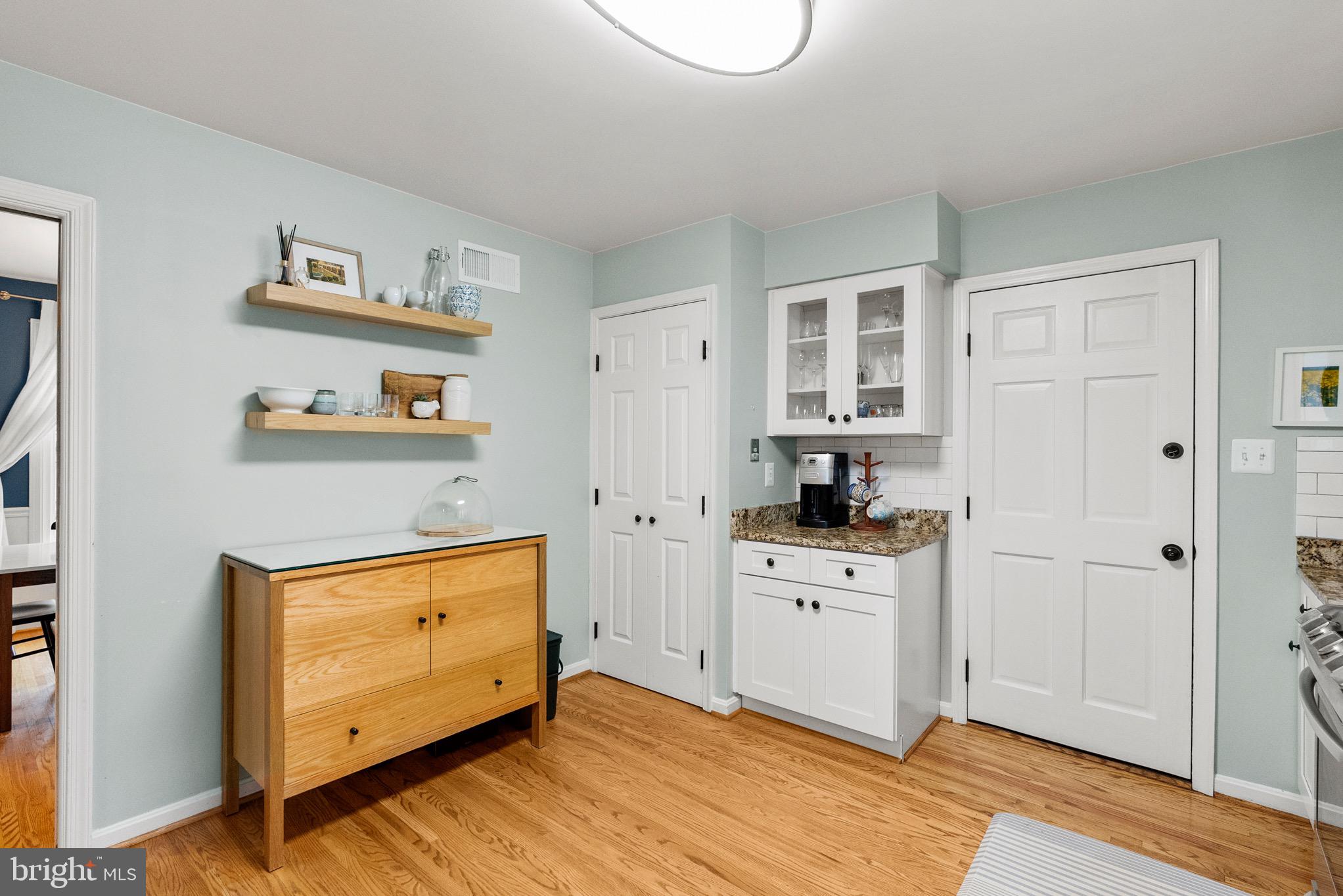 CHARRED OAK ESTATES - Residential