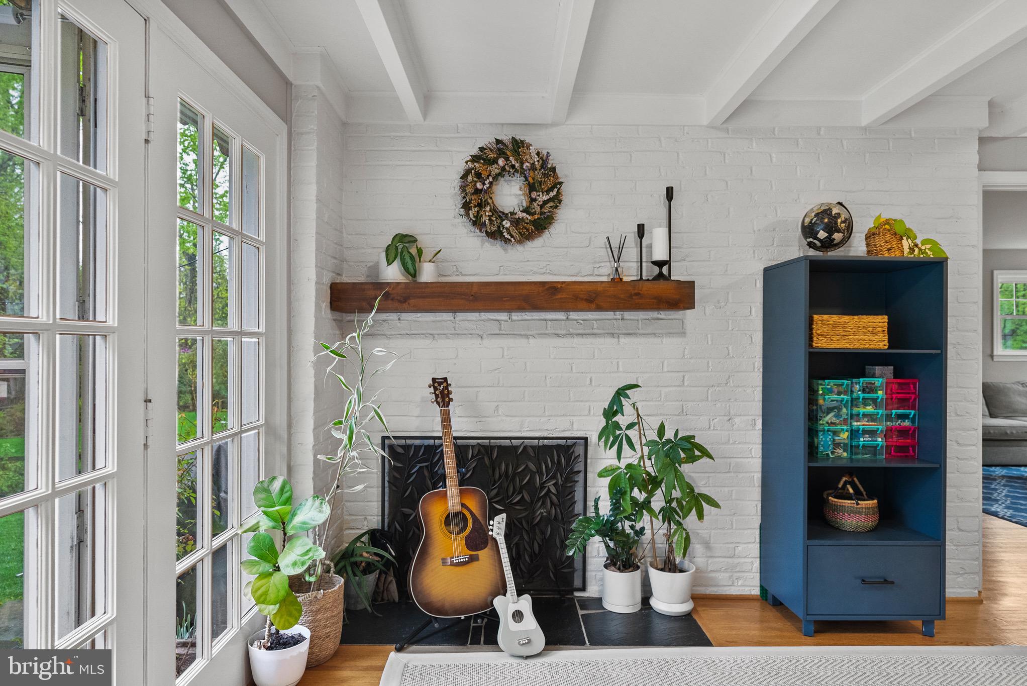 CHARRED OAK ESTATES - Residential