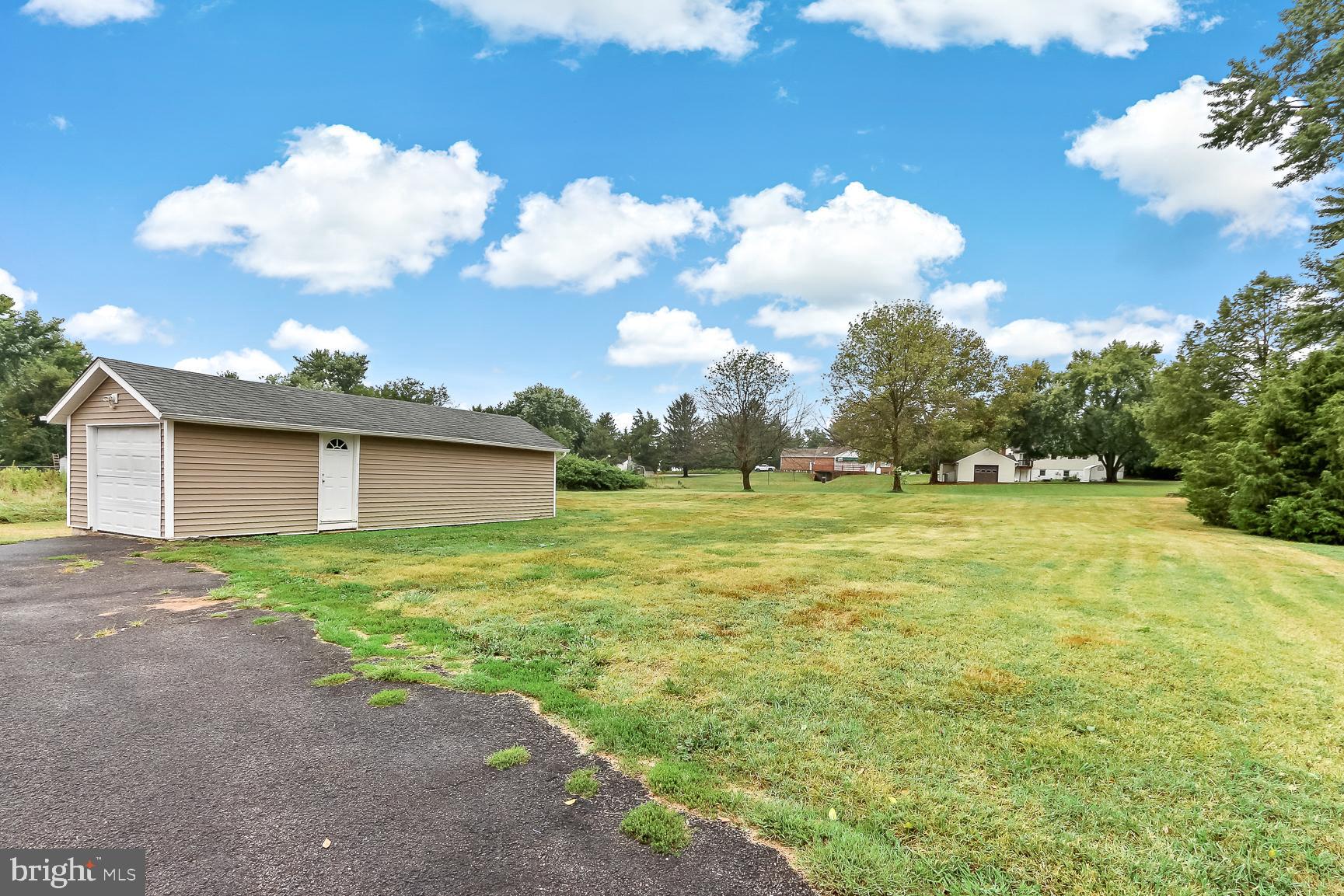 CHERRY HILL - Residential