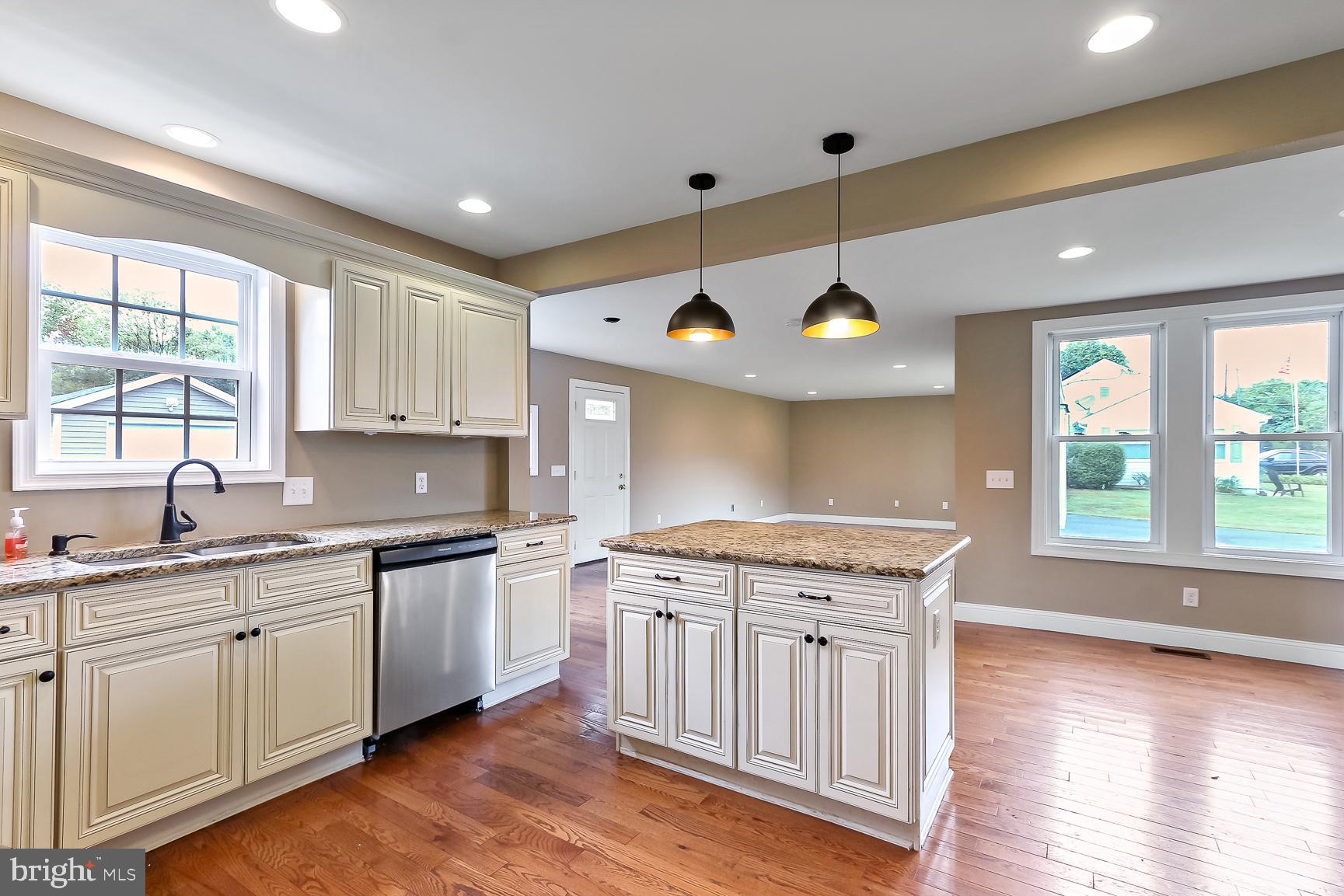 CHERRY HILL - Residential