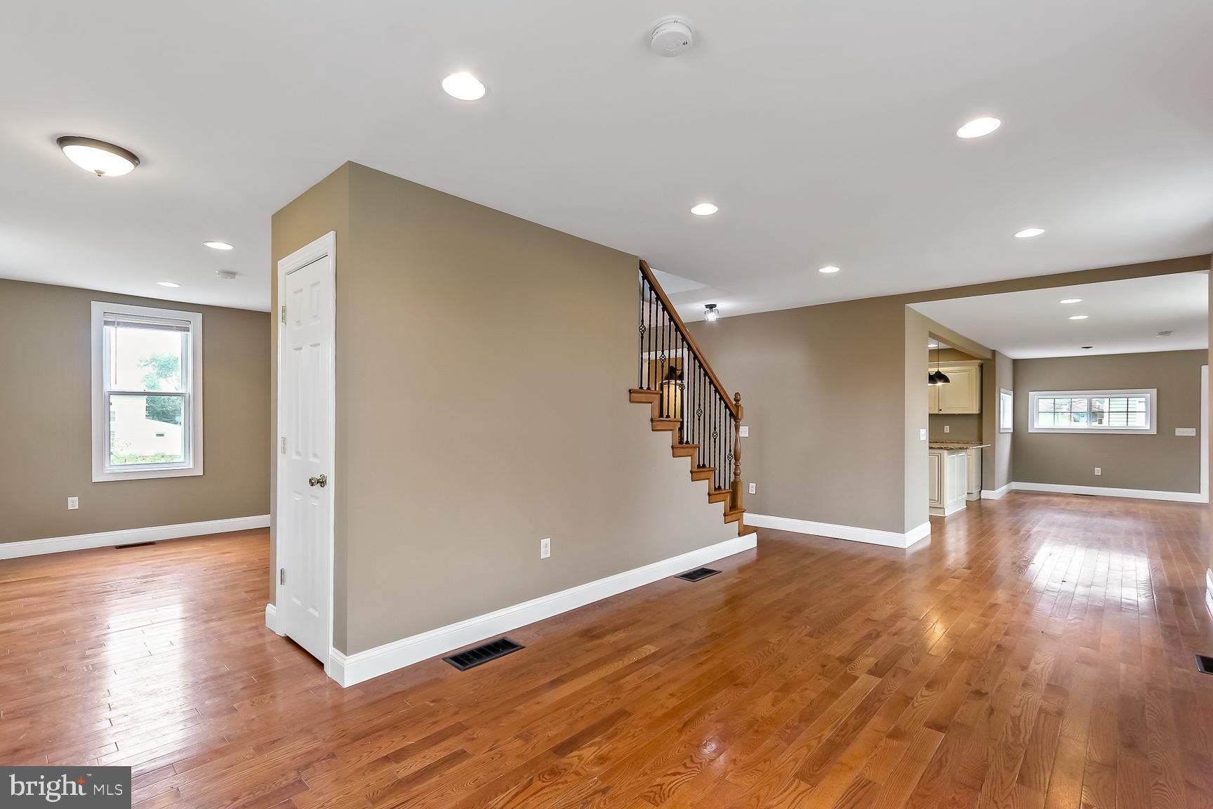 CHERRY HILL - Residential