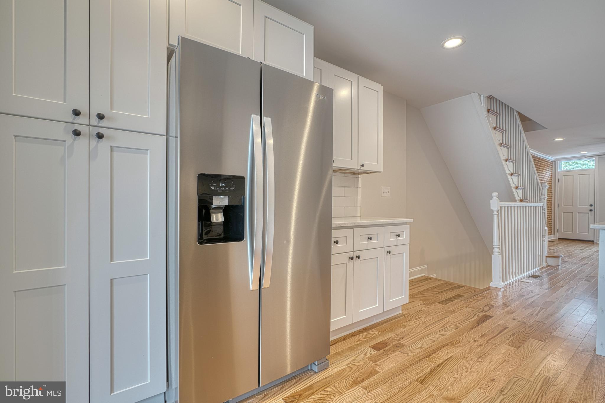 LOCUST POINT - Residential