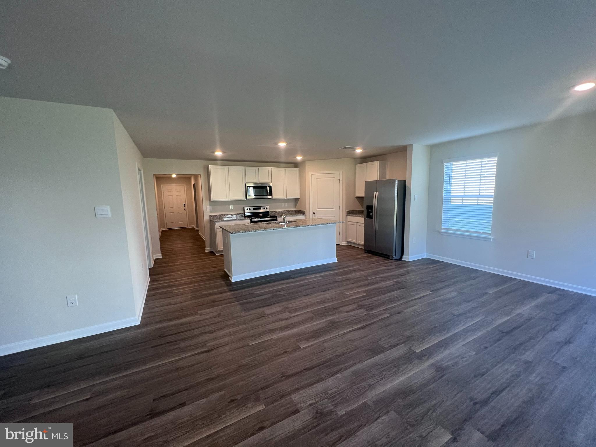 RED HILL - Residential