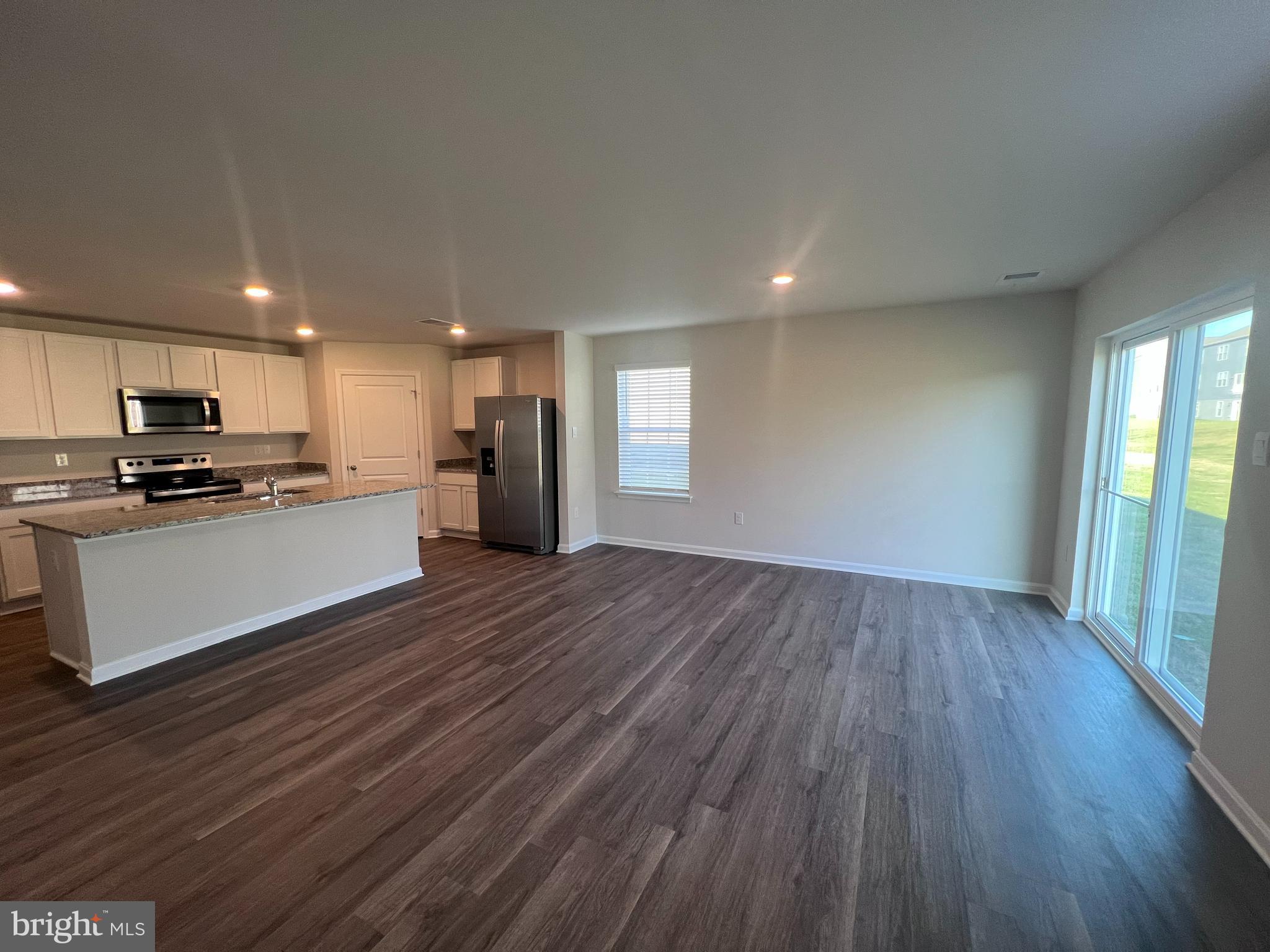 RED HILL - Residential