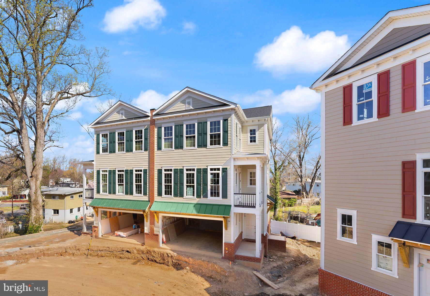 10636 POCKET PLACE