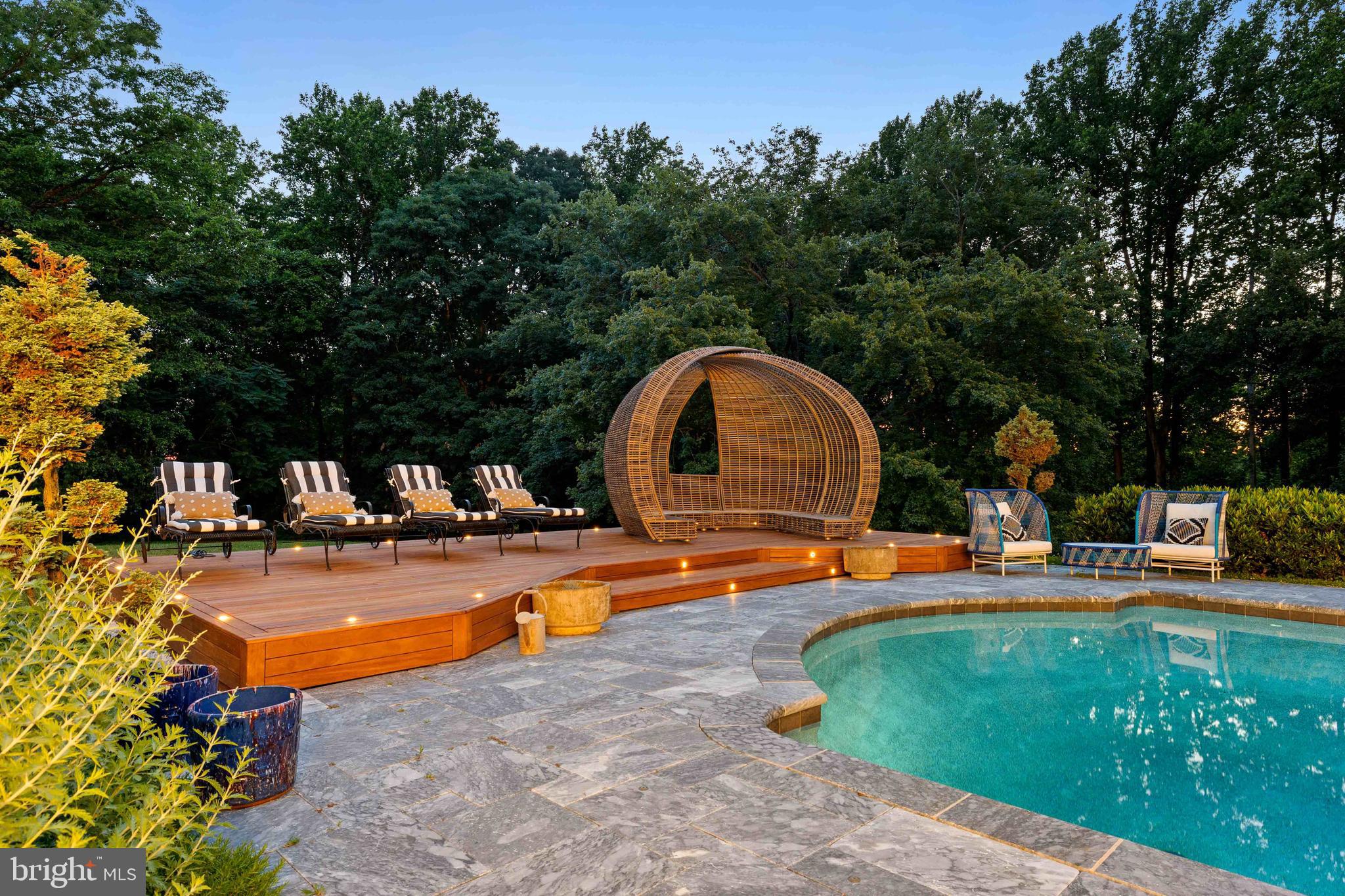 CAVES VALLEY - Residential Lease